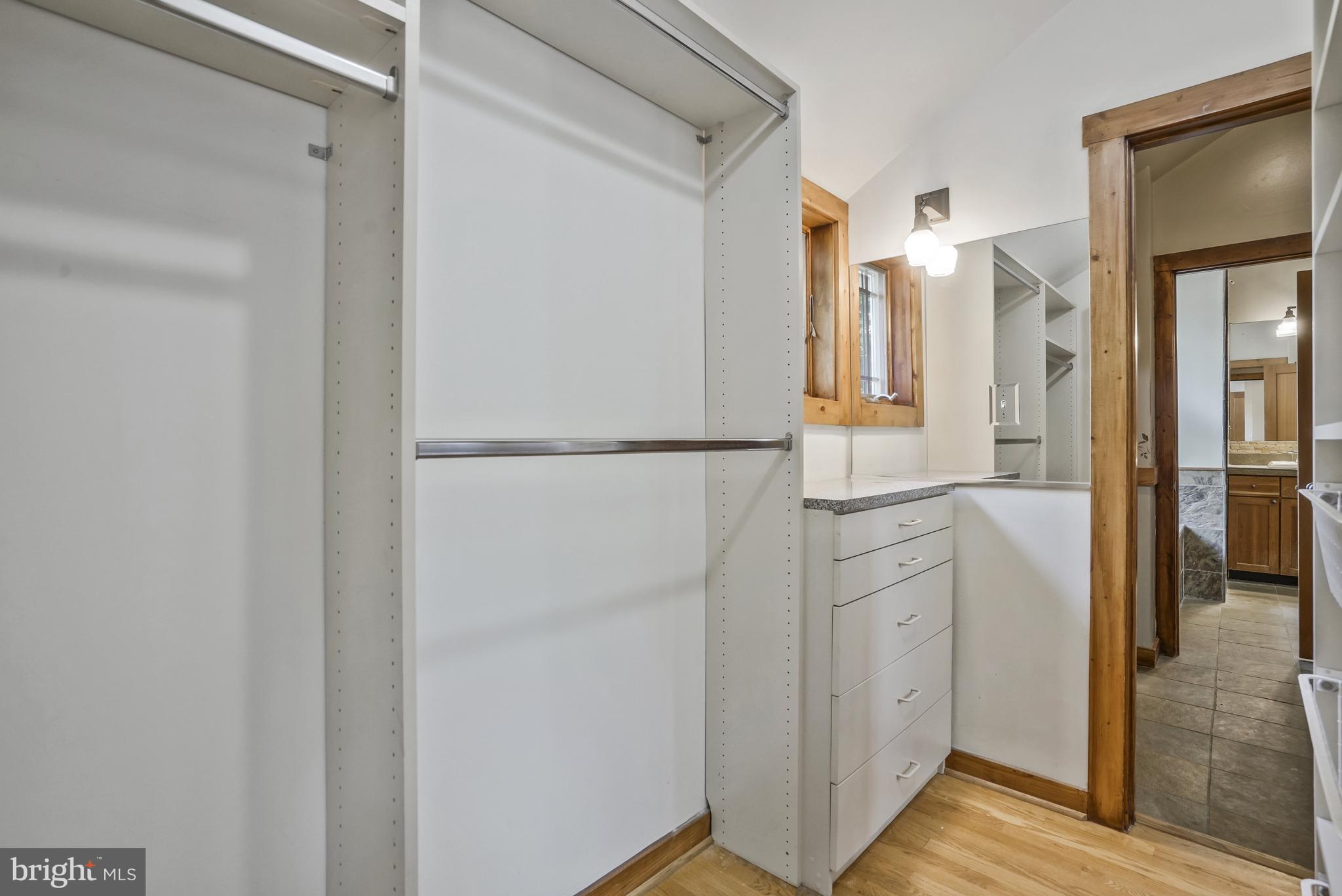 ENGLEWOOD - Residential