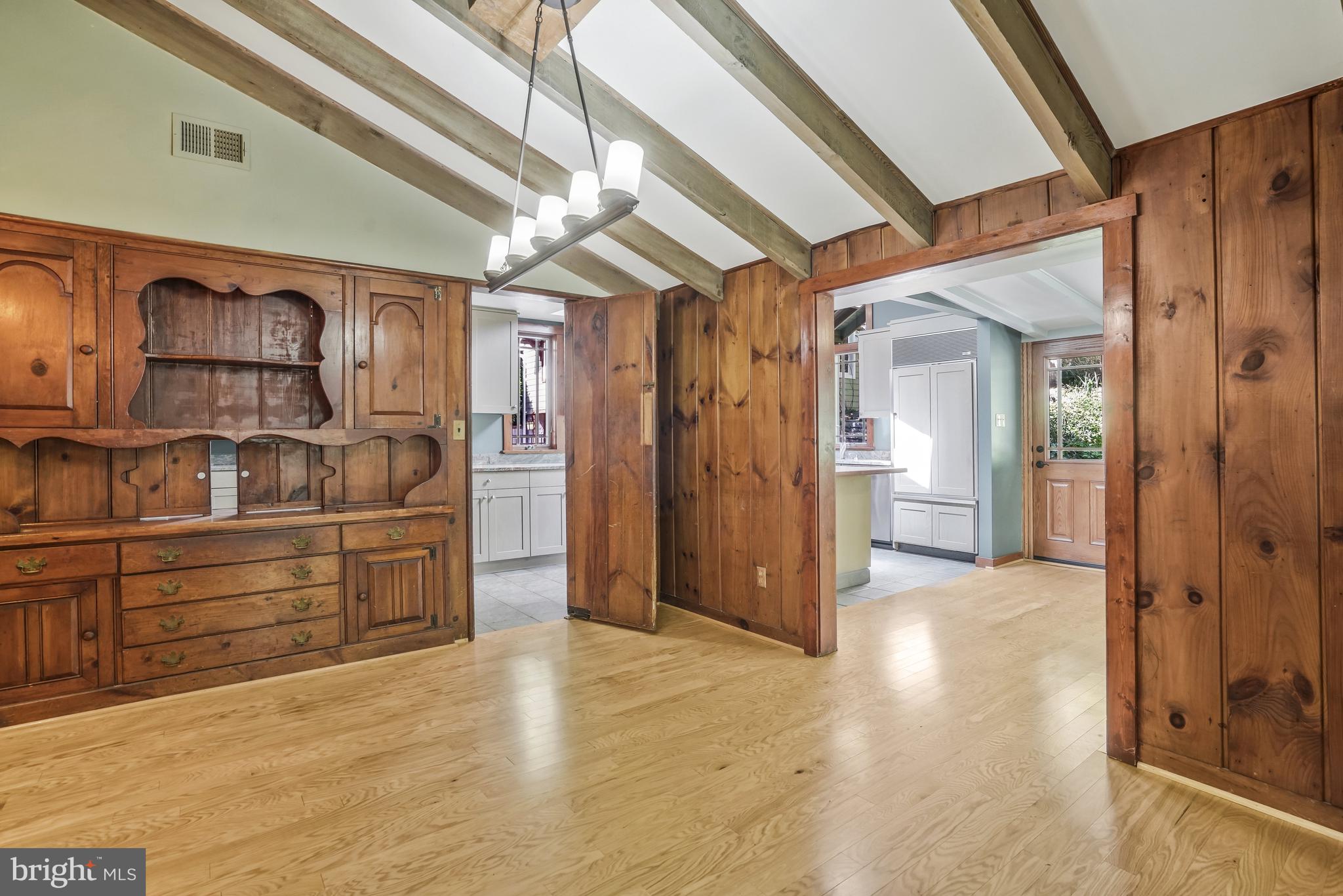 ENGLEWOOD - Residential