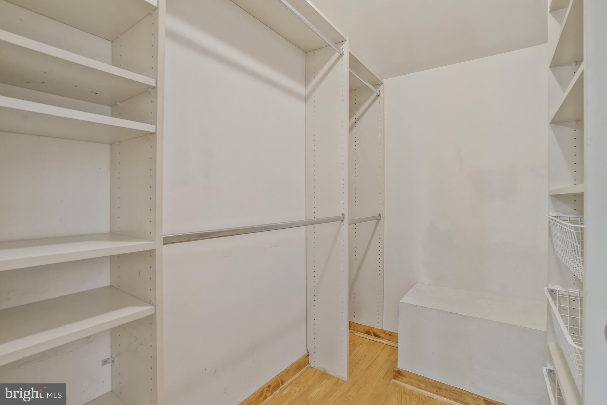 ENGLEWOOD - Residential