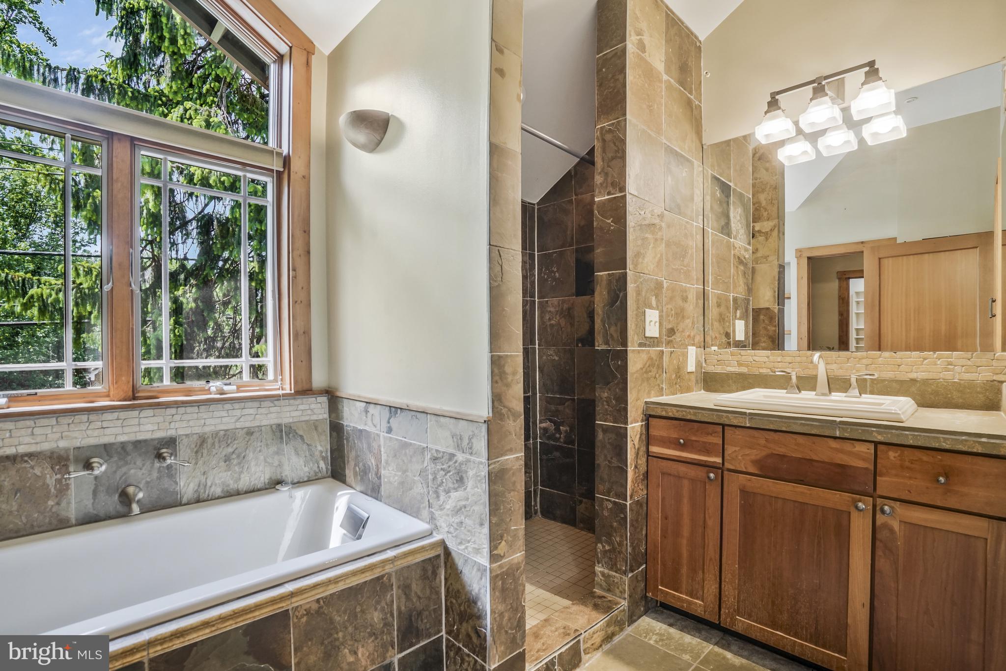 ENGLEWOOD - Residential