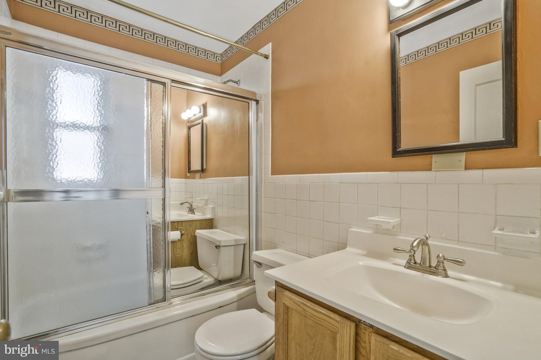 ENGLEWOOD - Residential