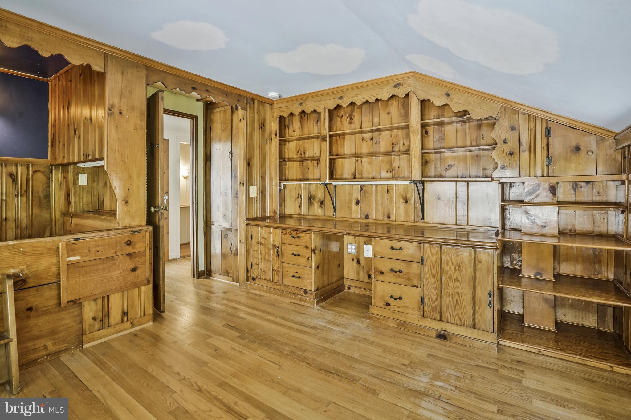 ENGLEWOOD - Residential