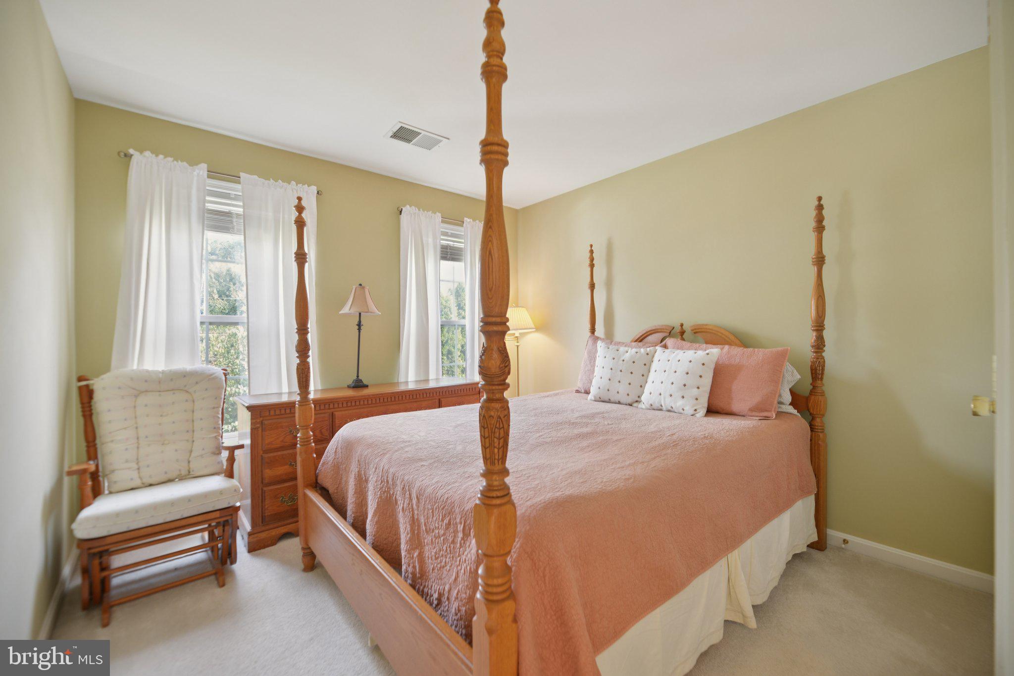 SOVEREIGN GLEN - Residential