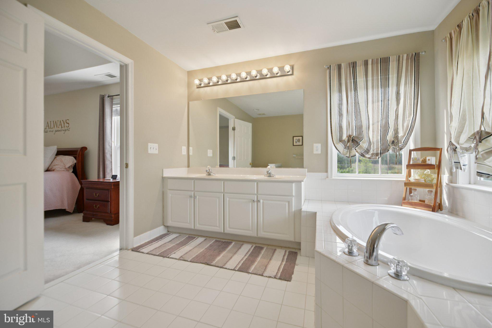 SOVEREIGN GLEN - Residential