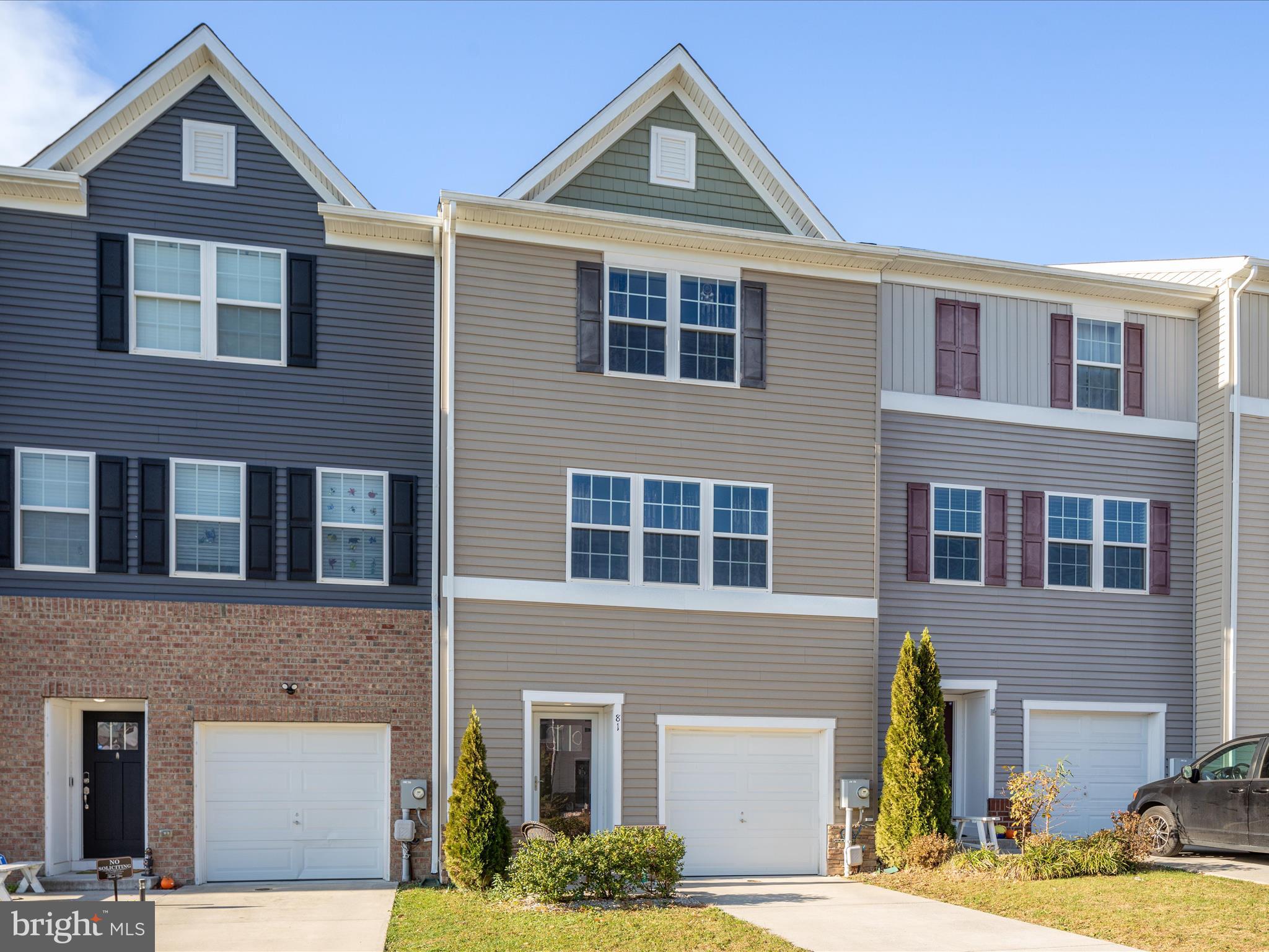 BERKELEY RIDGE - Residential