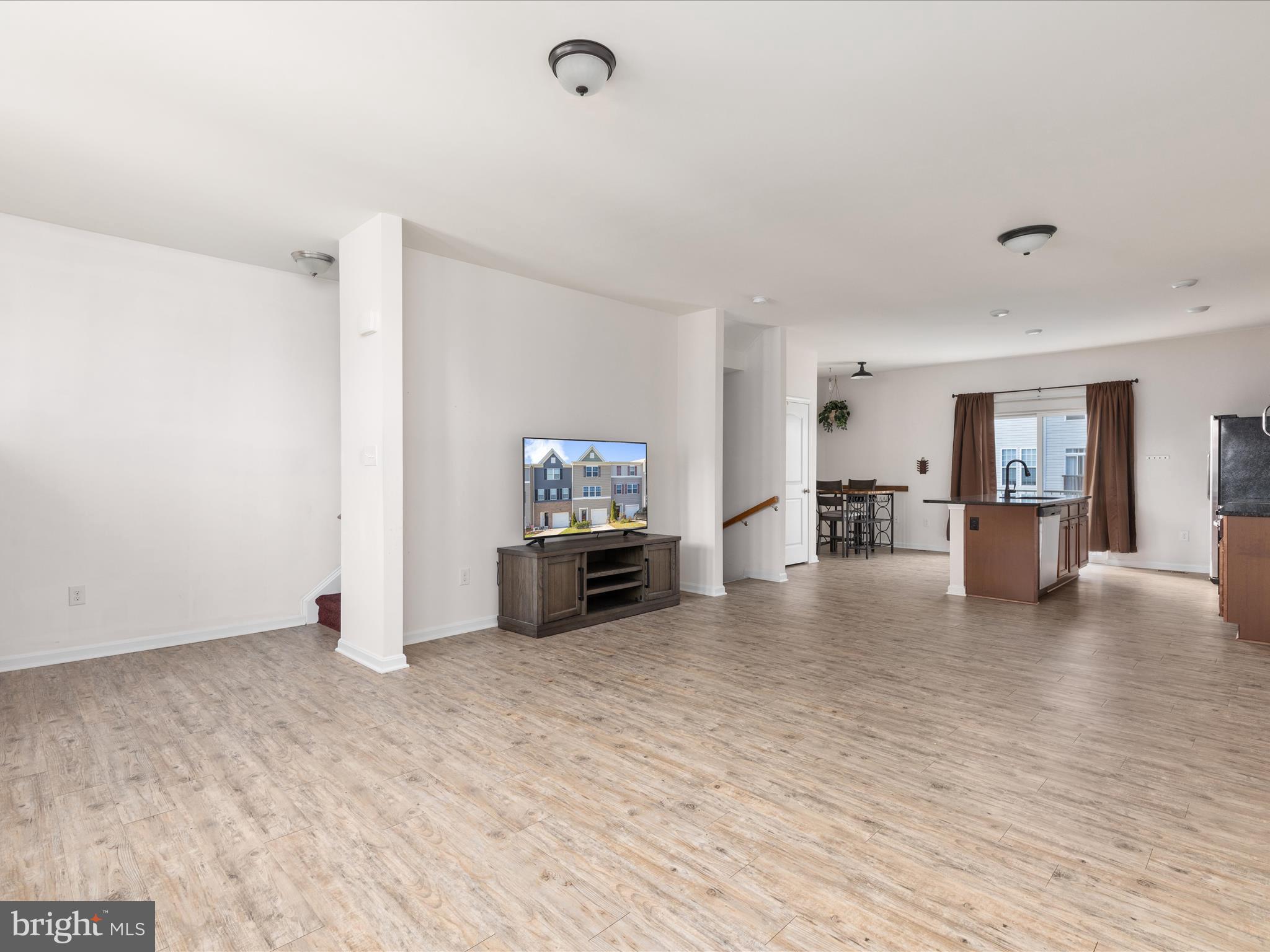 BERKELEY RIDGE - Residential