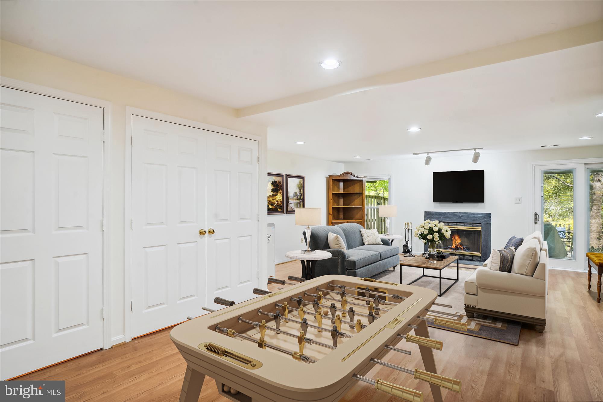 NORBECK MANOR - Residential