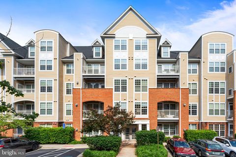 2711 BELLFOREST COURT 405 VIENNA VA 22180