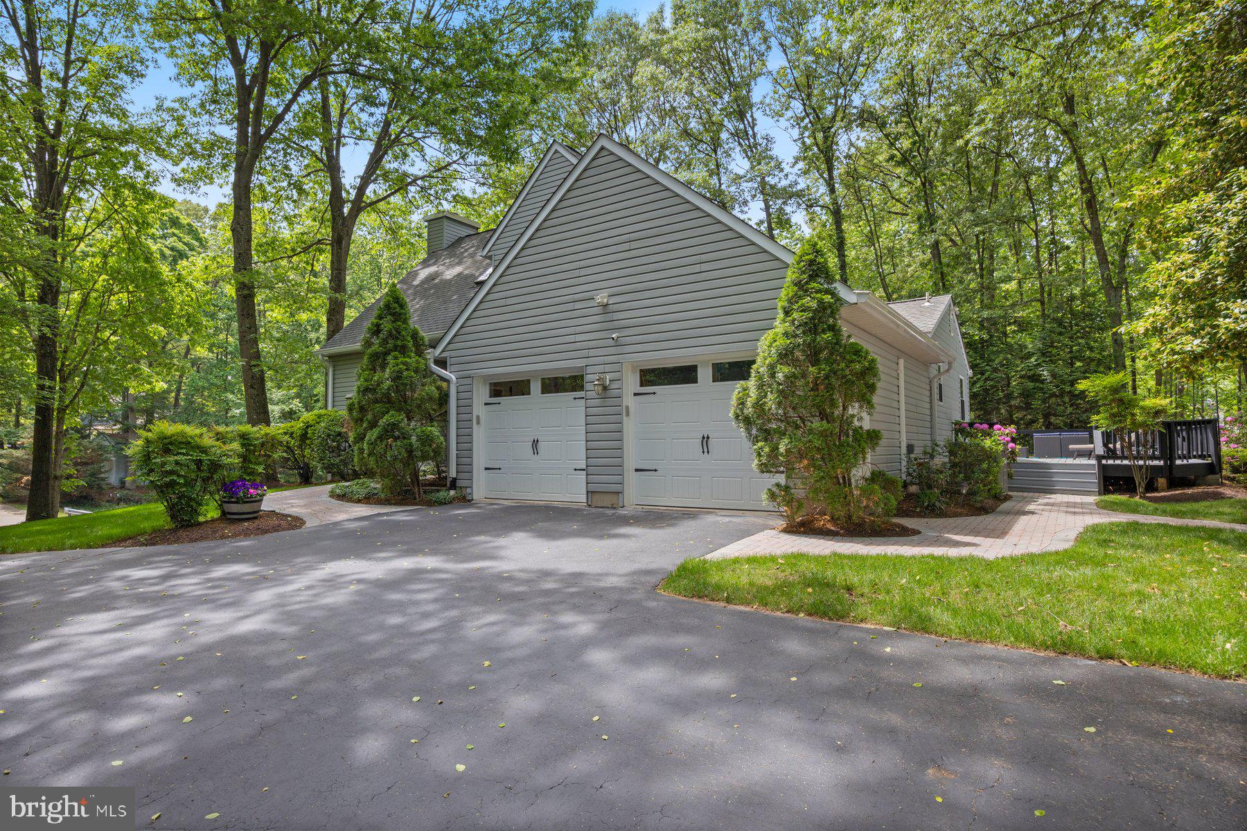 426 FERNWOOD DRIVE