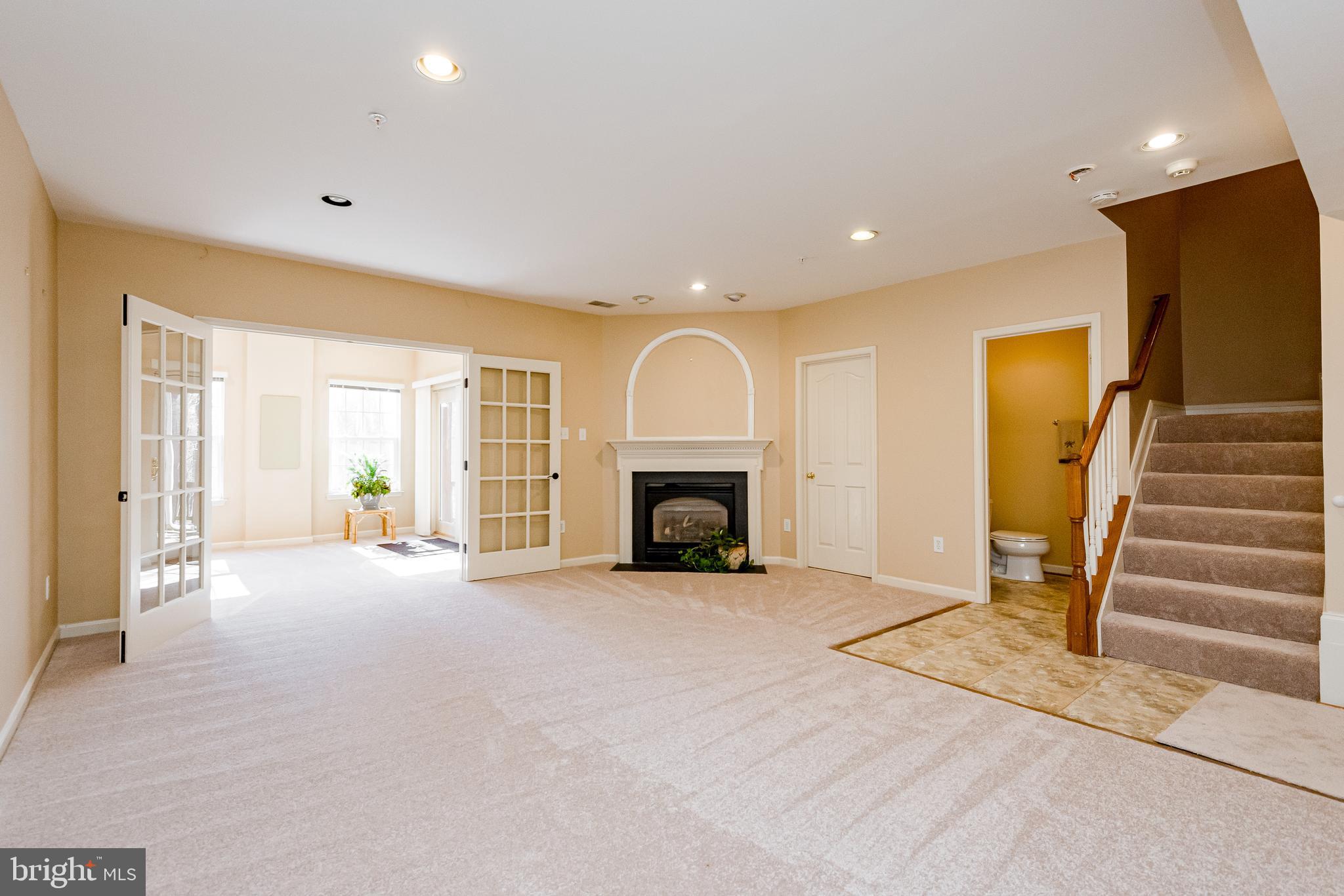 BARNSLEY MANOR ESTATES - Residential