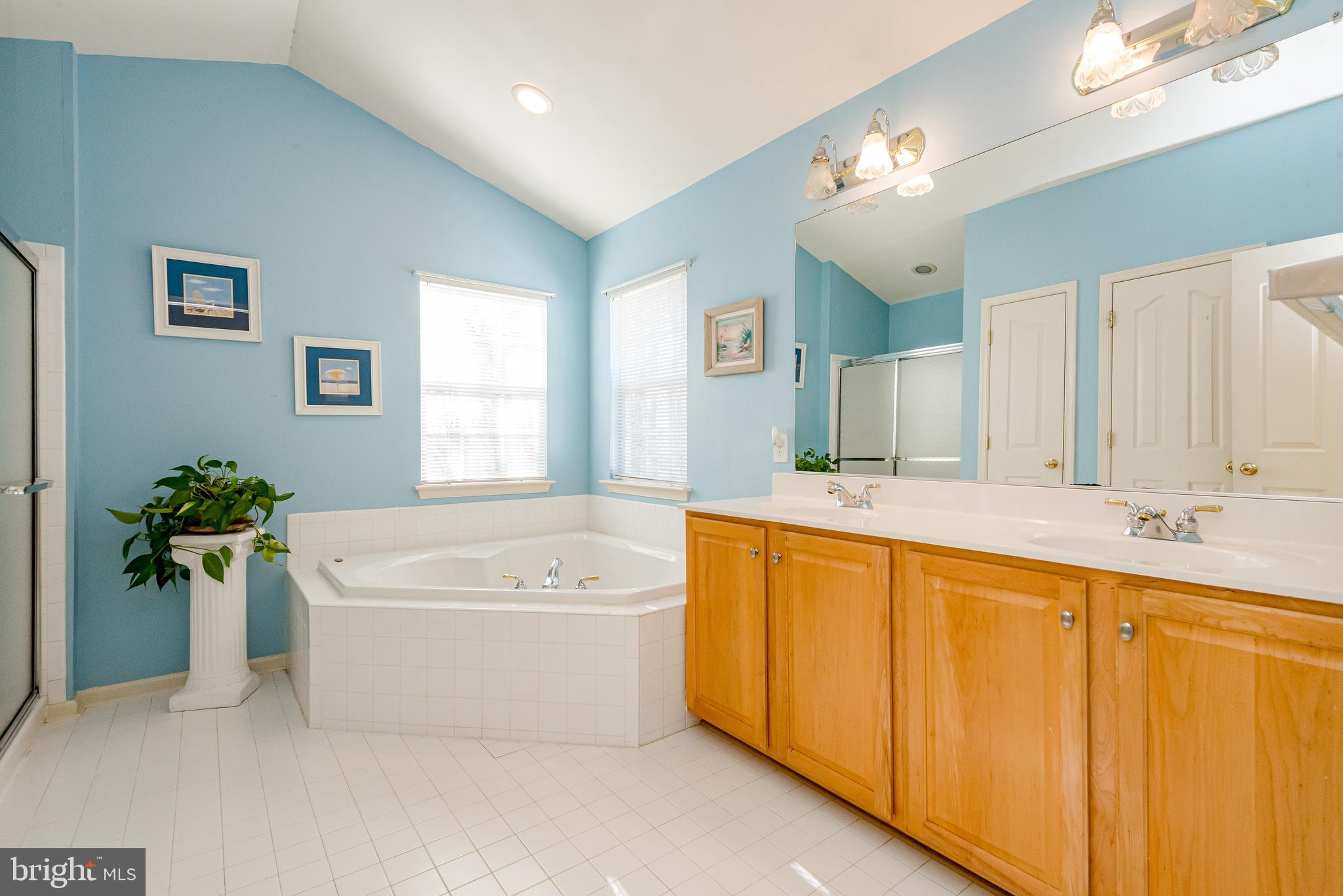 BARNSLEY MANOR ESTATES - Residential