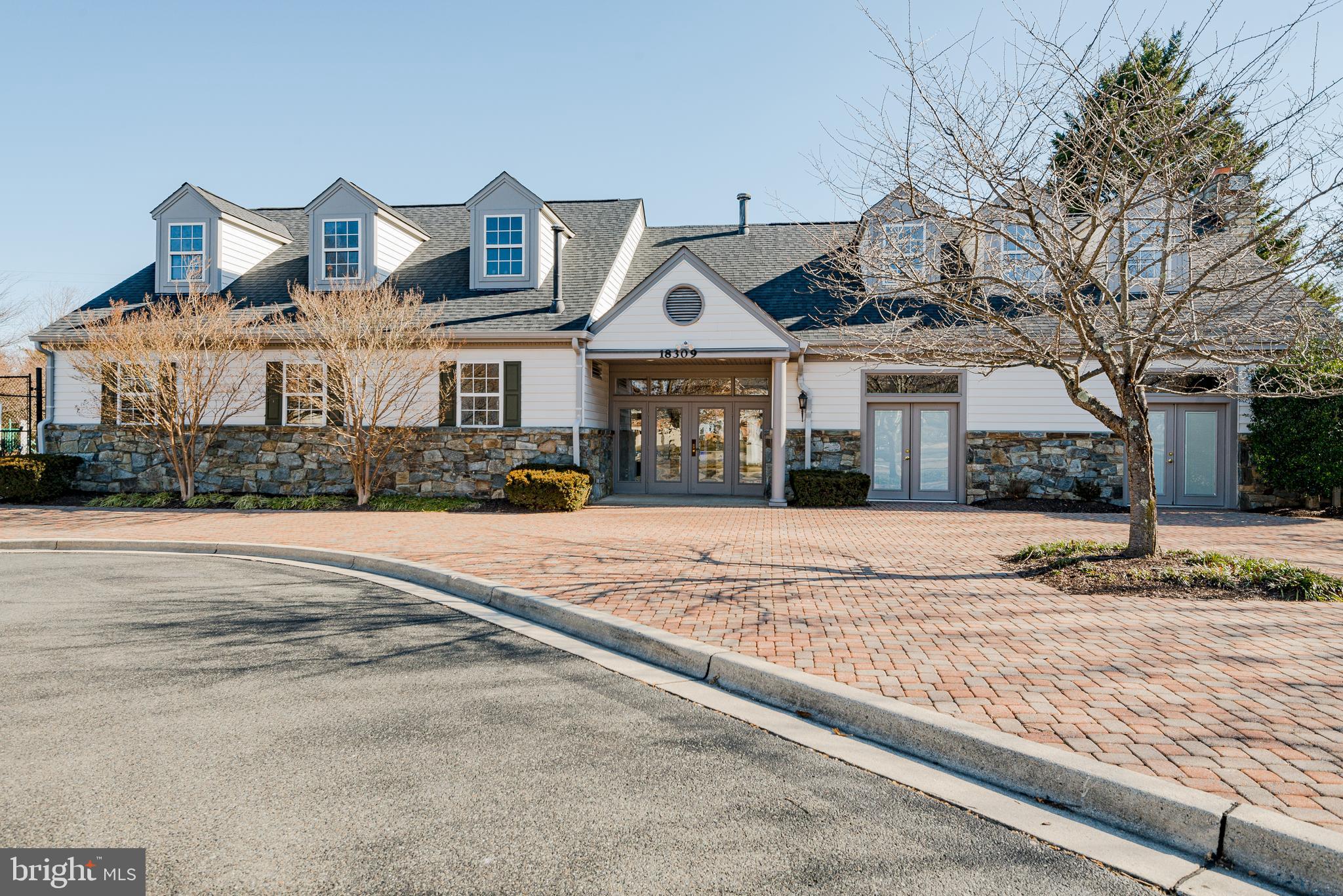 BARNSLEY MANOR ESTATES - Residential