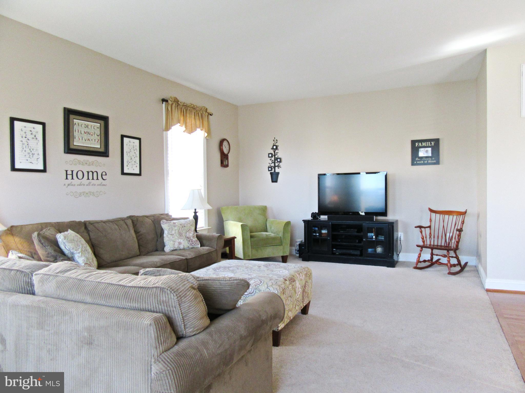 ACADEMY HILLS - Residential Lease