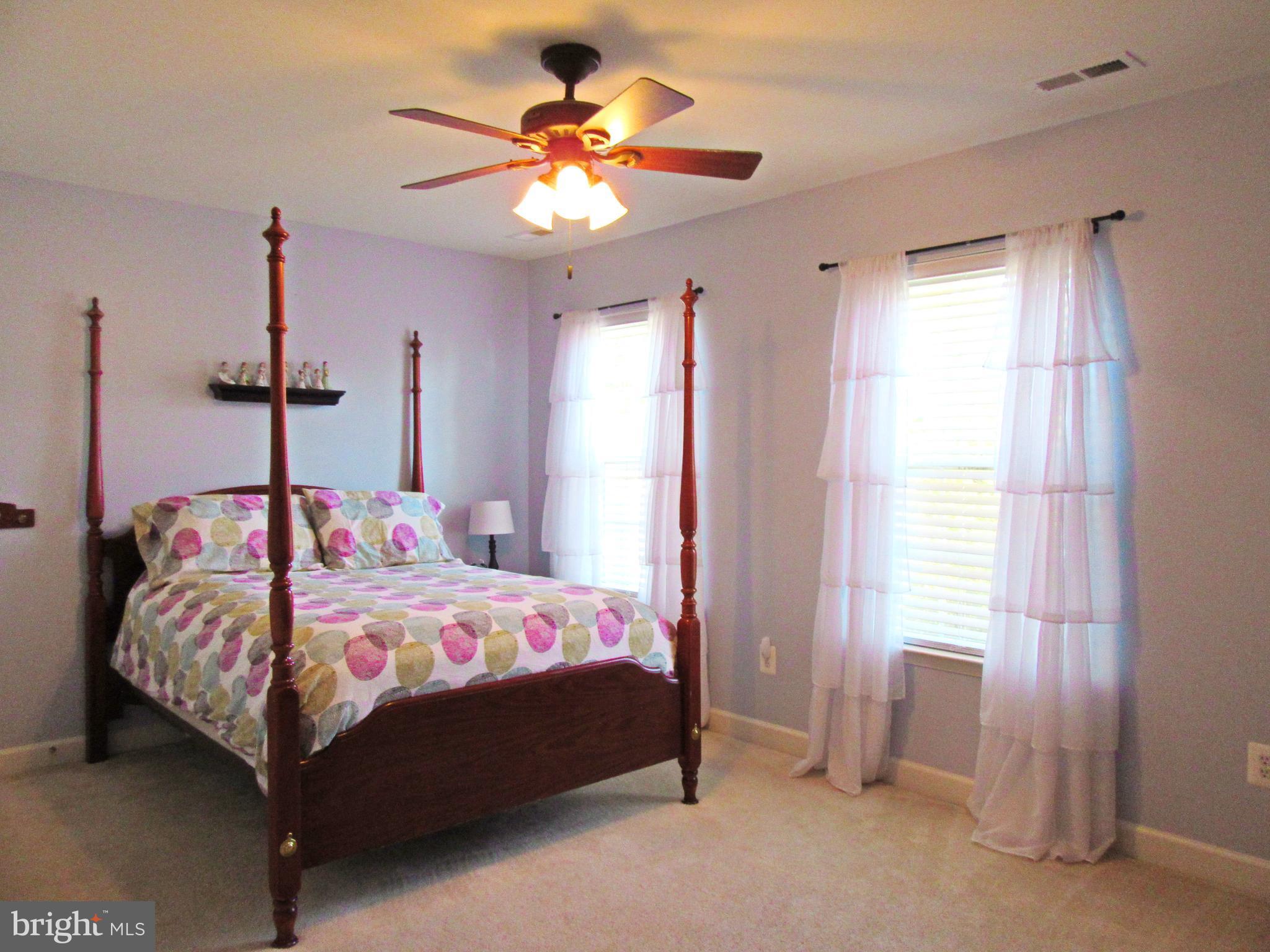 ACADEMY HILLS - Residential Lease