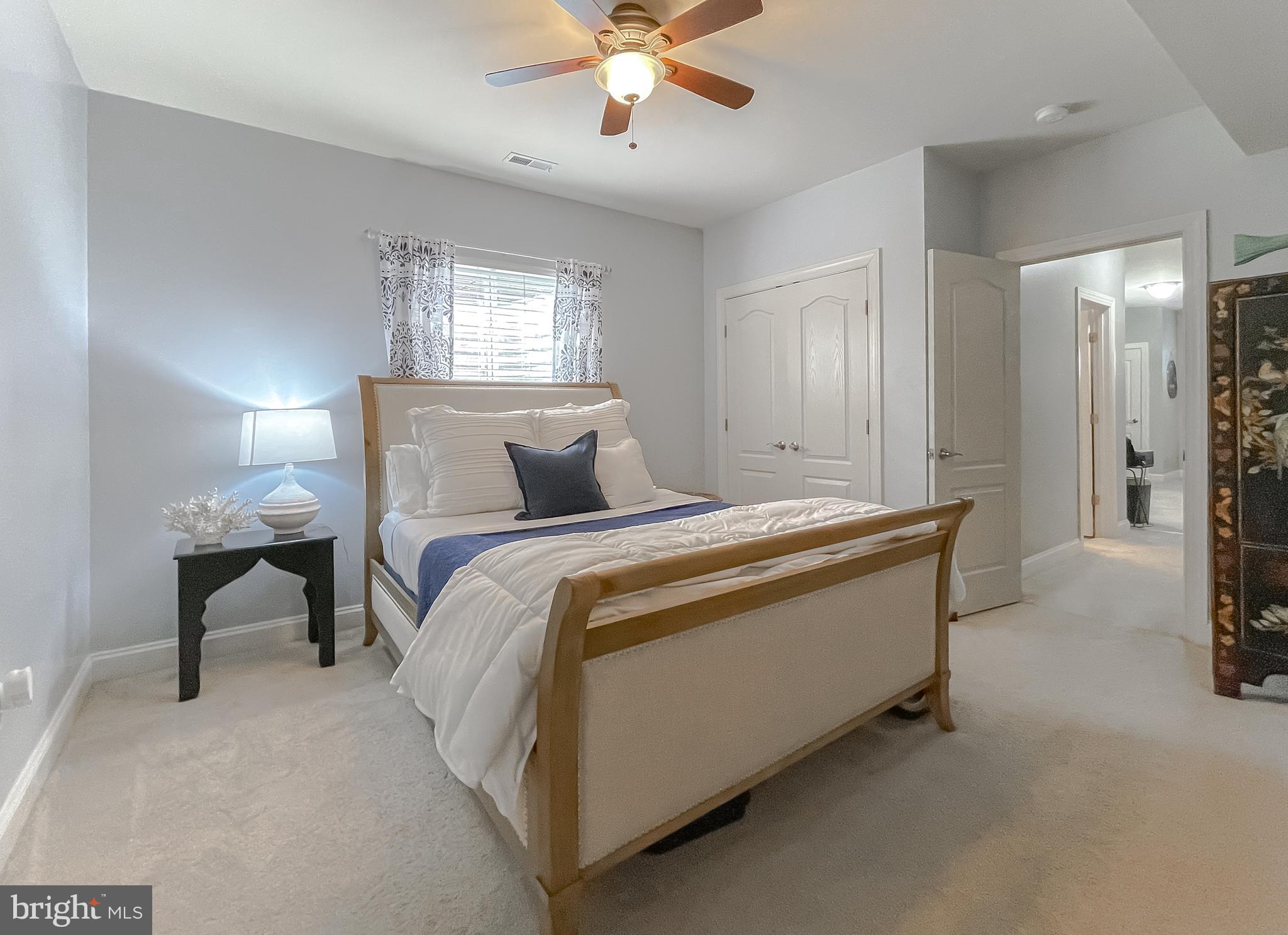 LEONARDS GRANT - Residential