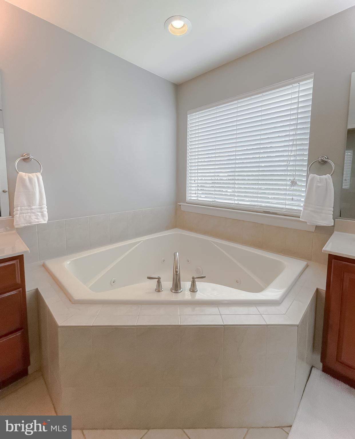 LEONARDS GRANT - Residential