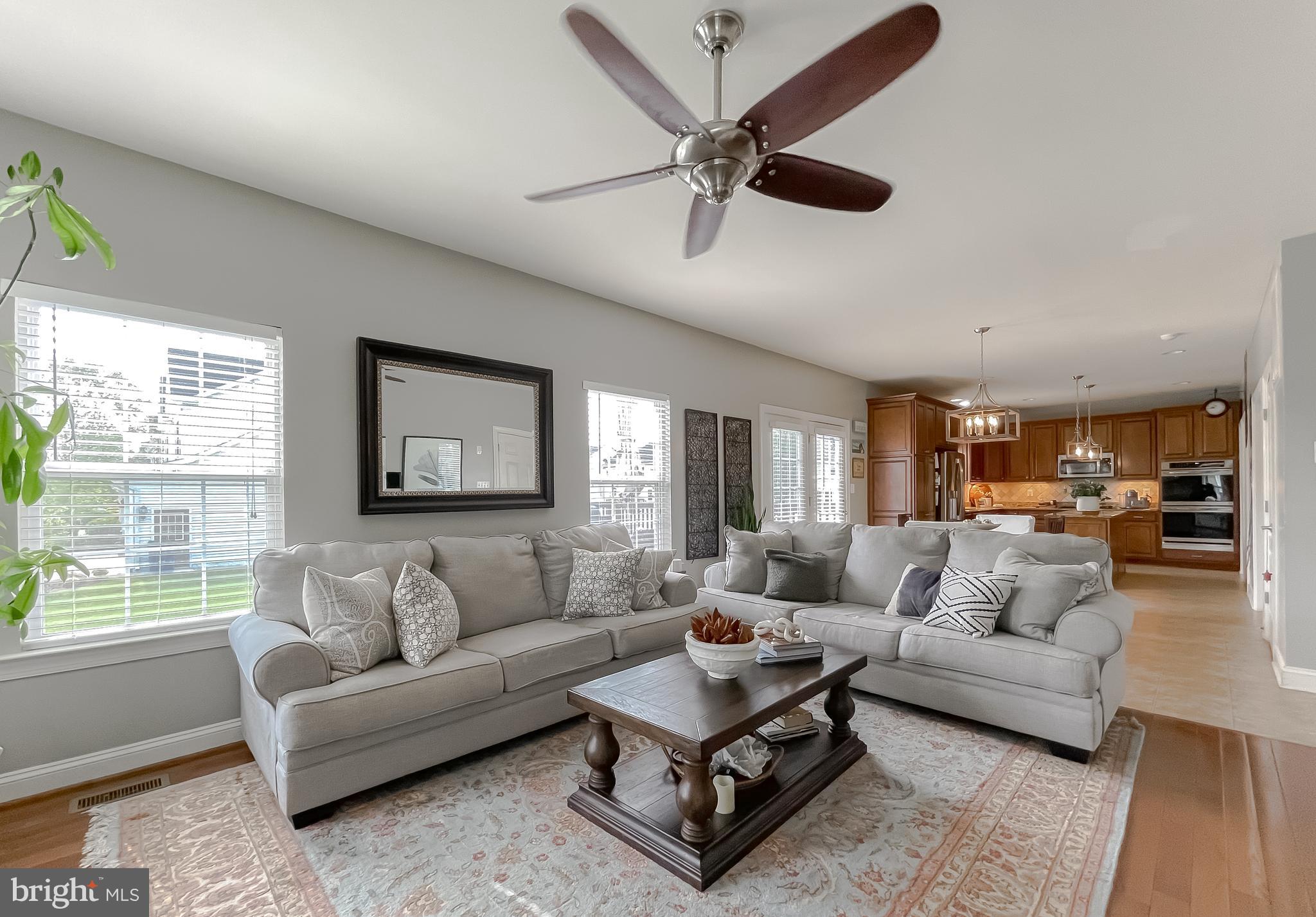 LEONARDS GRANT - Residential