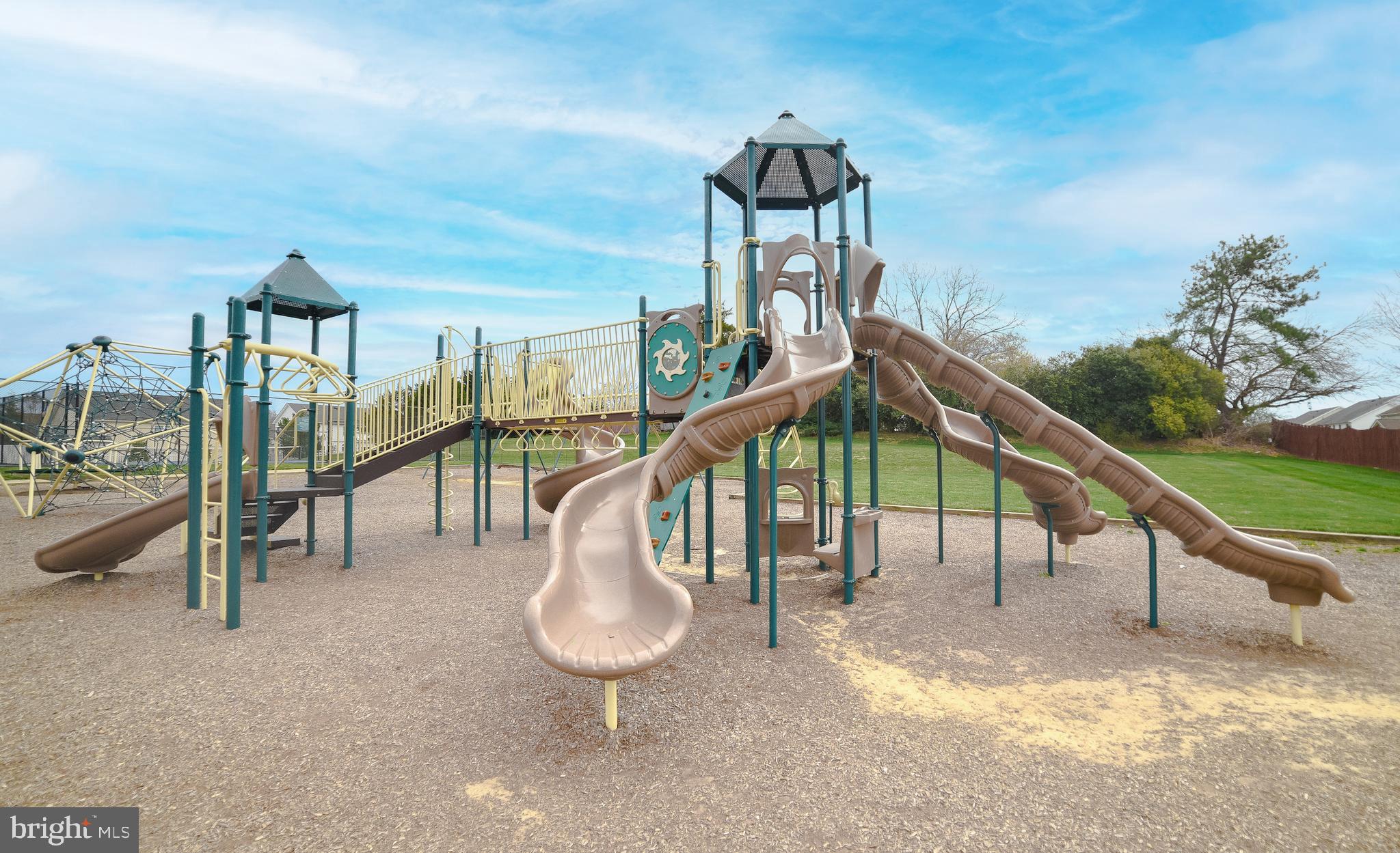 LEONARDS GRANT - Residential