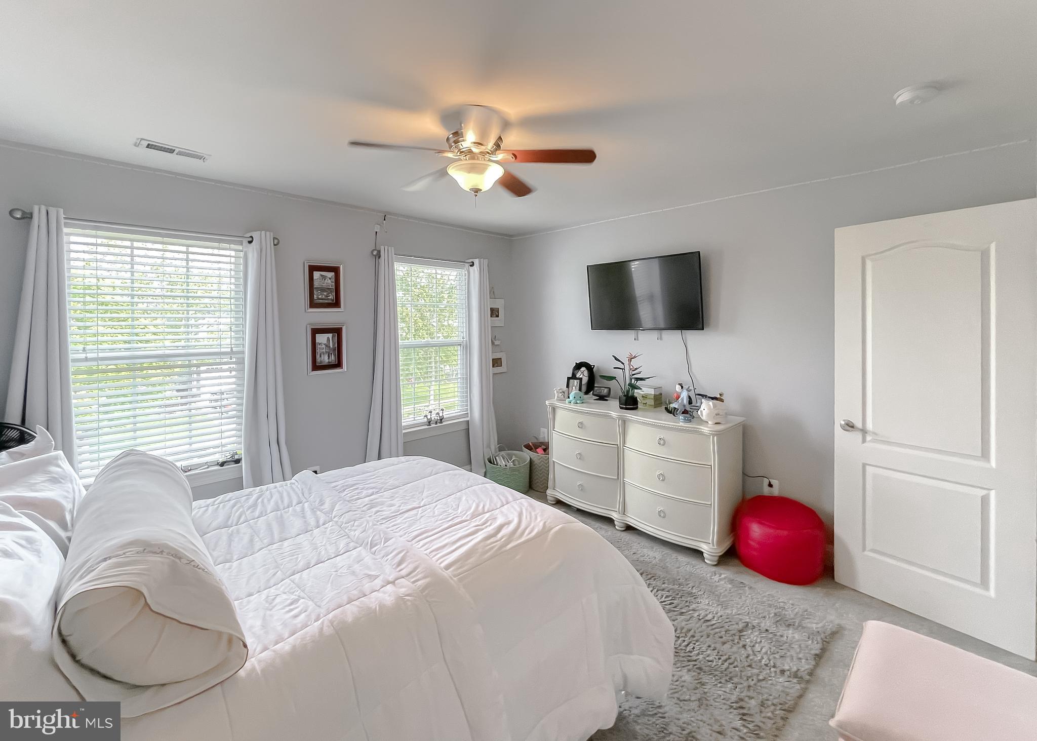 LEONARDS GRANT - Residential