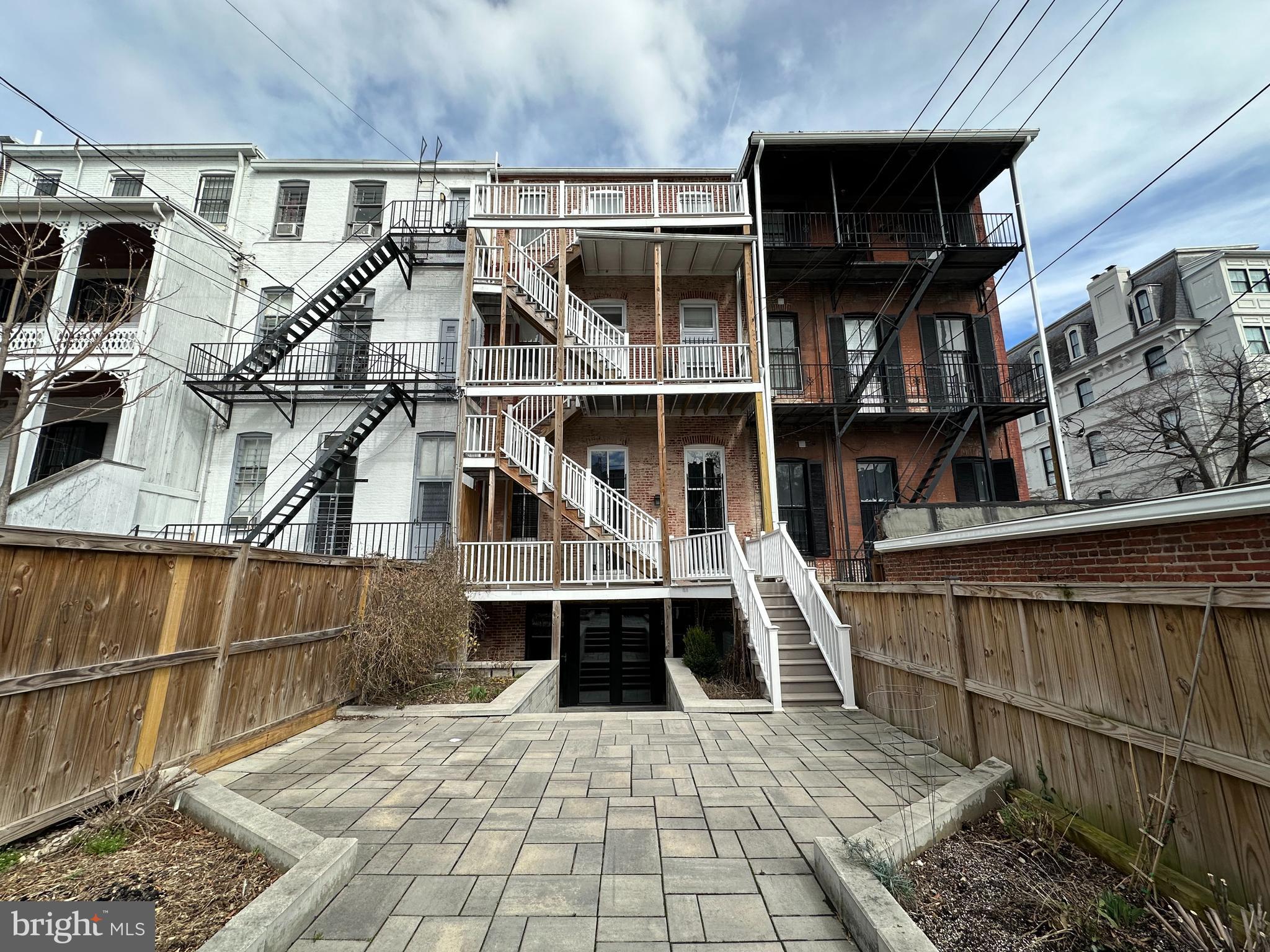 BOLTON HILL HISTORIC DISTRICT - Residential Lease