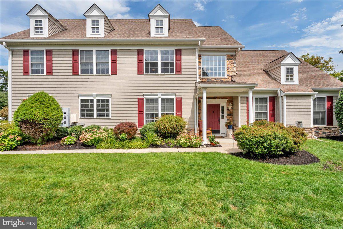 702 TURNBERRY COURT