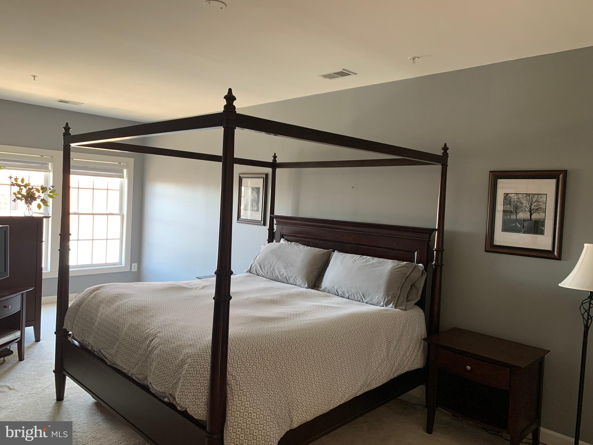 VILLAGES OF URBANA - Residential Lease