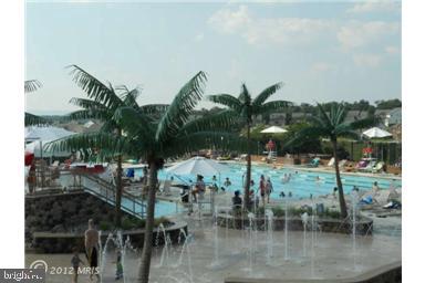 VILLAGES OF URBANA - Residential Lease