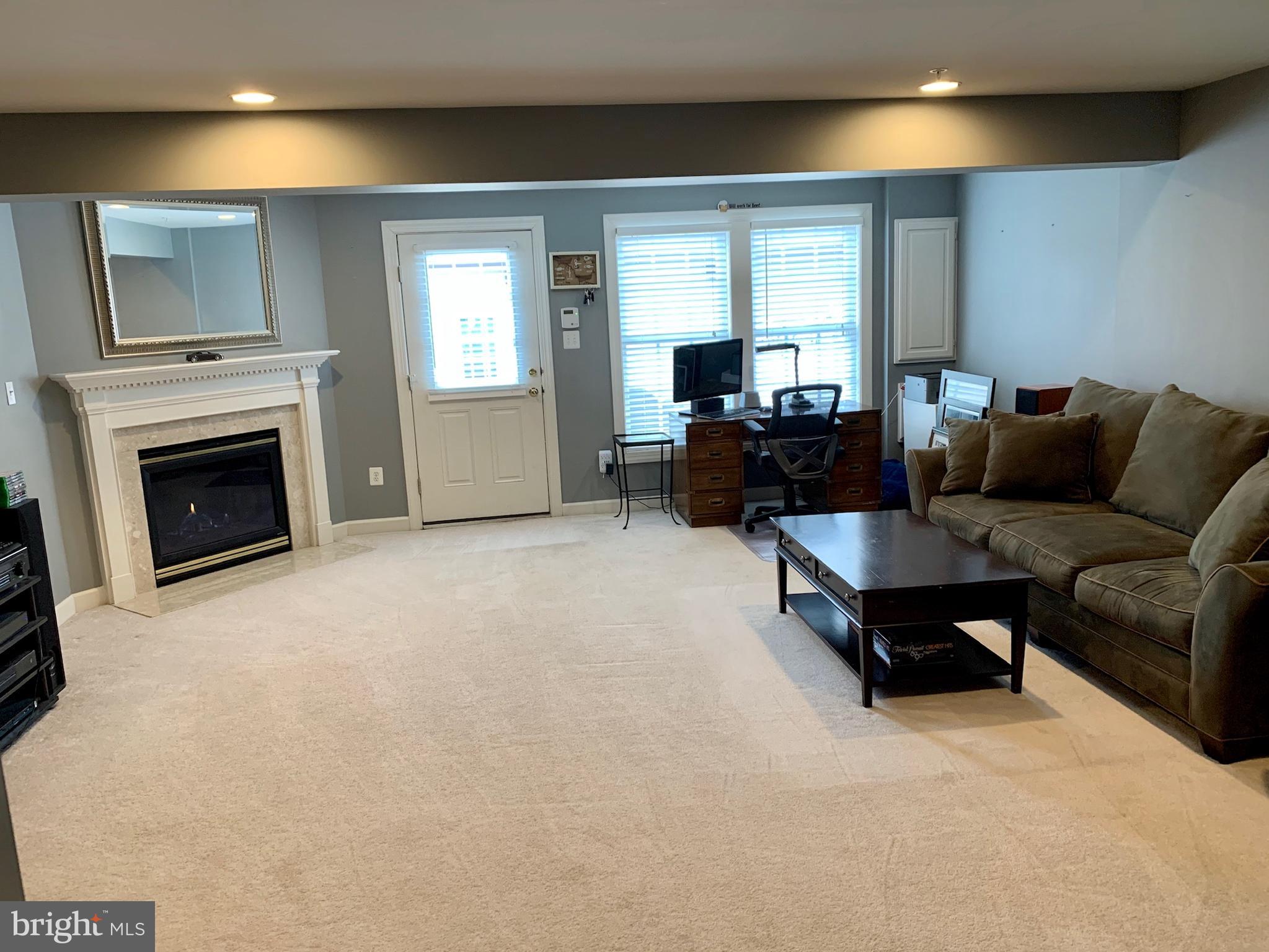 VILLAGES OF URBANA - Residential Lease