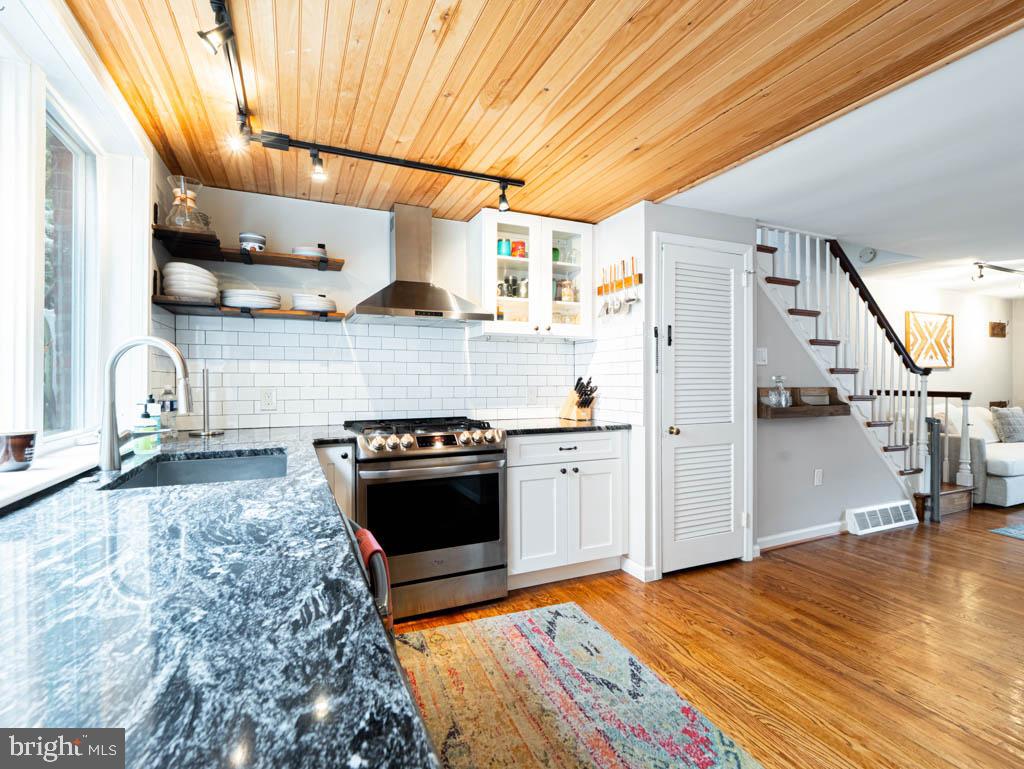 SOCIETY HILL - Residential