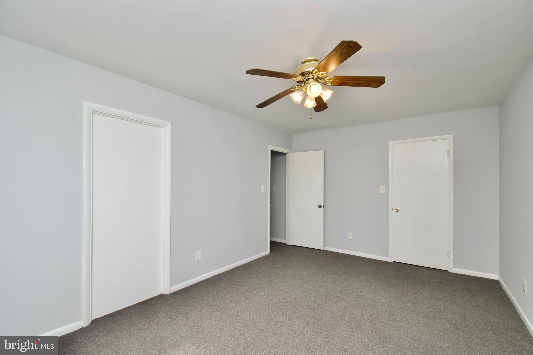 FALLS CHURCH GARDENS - Residential Lease