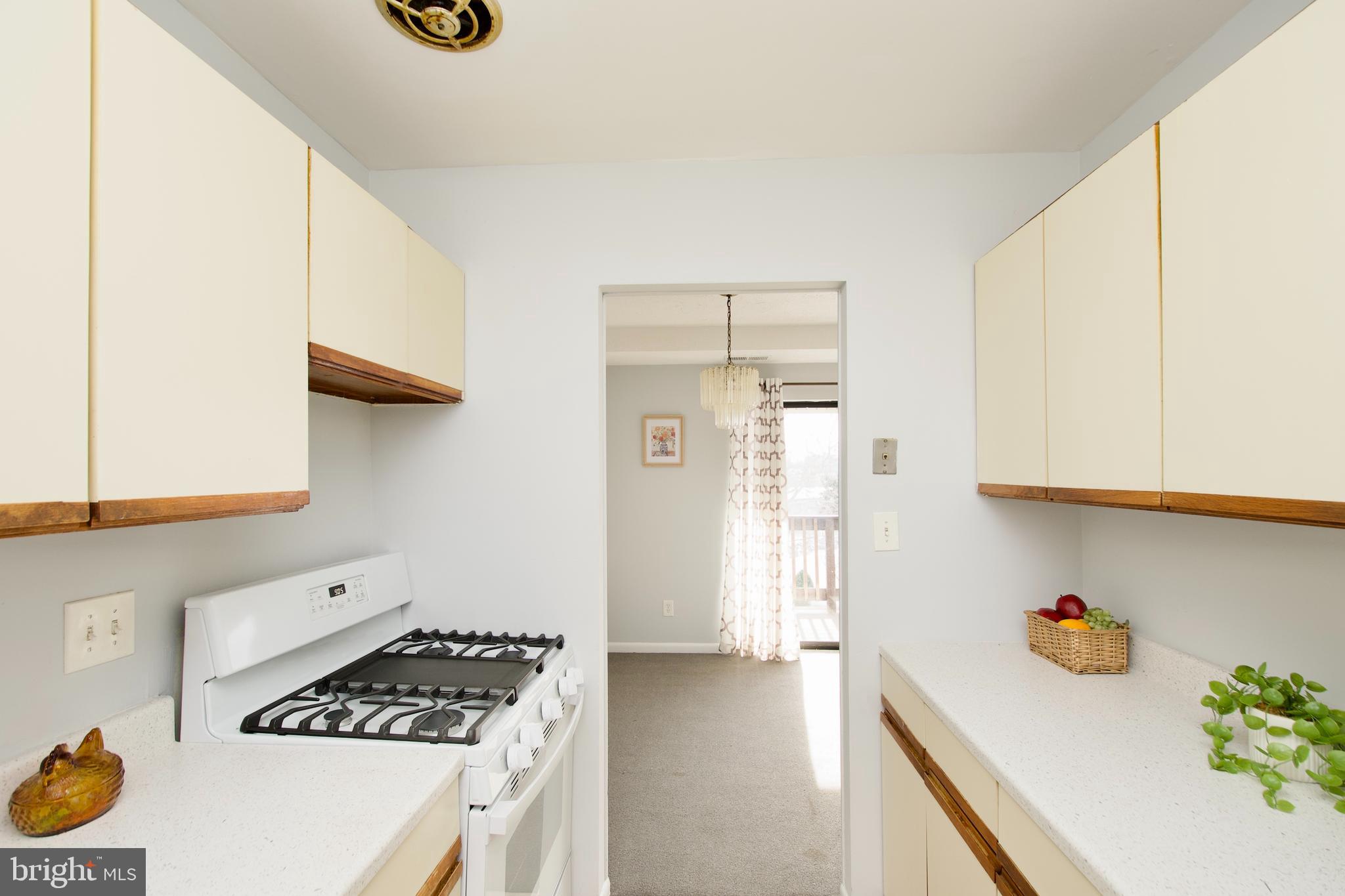 FALLS CHURCH GARDENS - Residential Lease