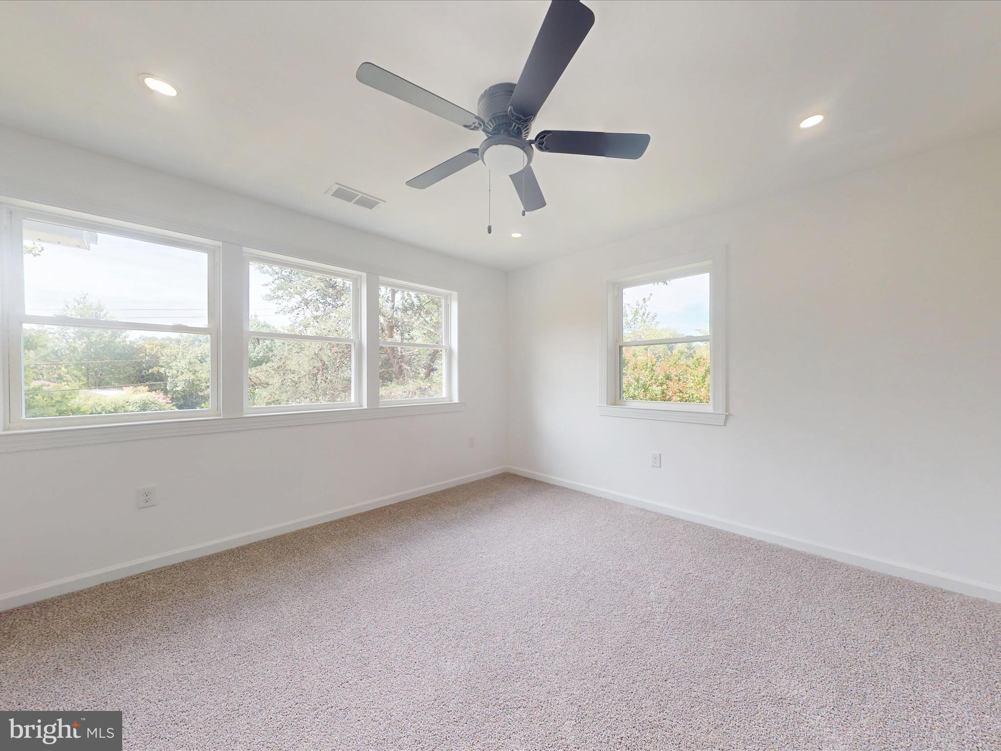 UNIVERSITY PARK - Residential