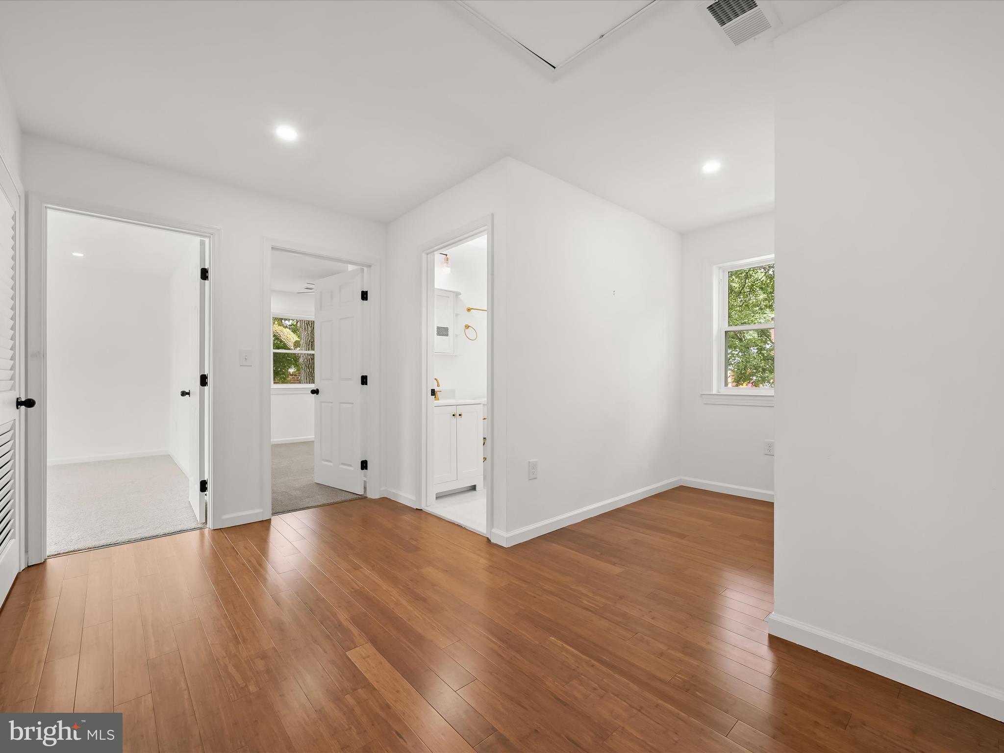 UNIVERSITY PARK - Residential