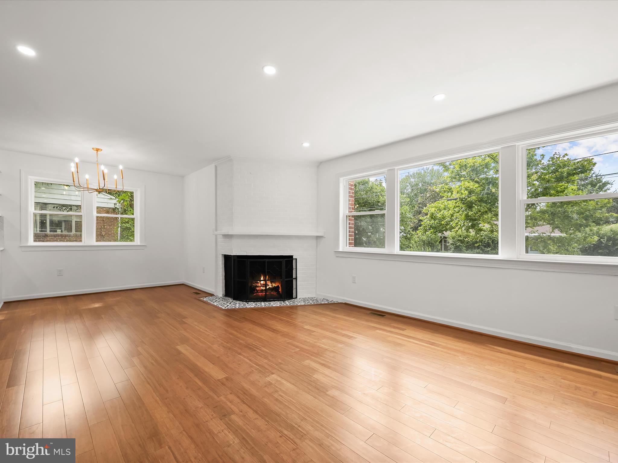 UNIVERSITY PARK - Residential