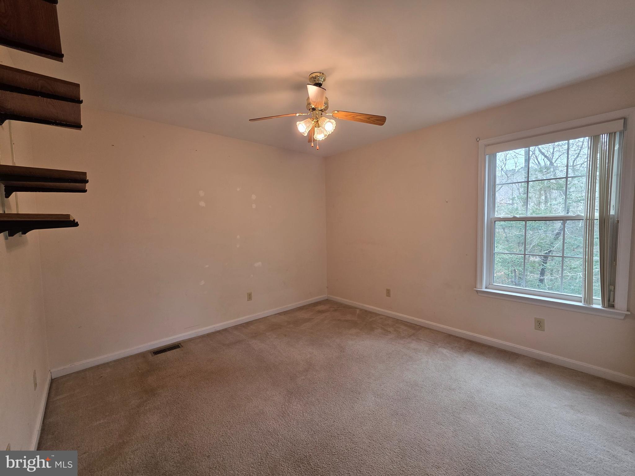 ALEMAR ACRES - Residential