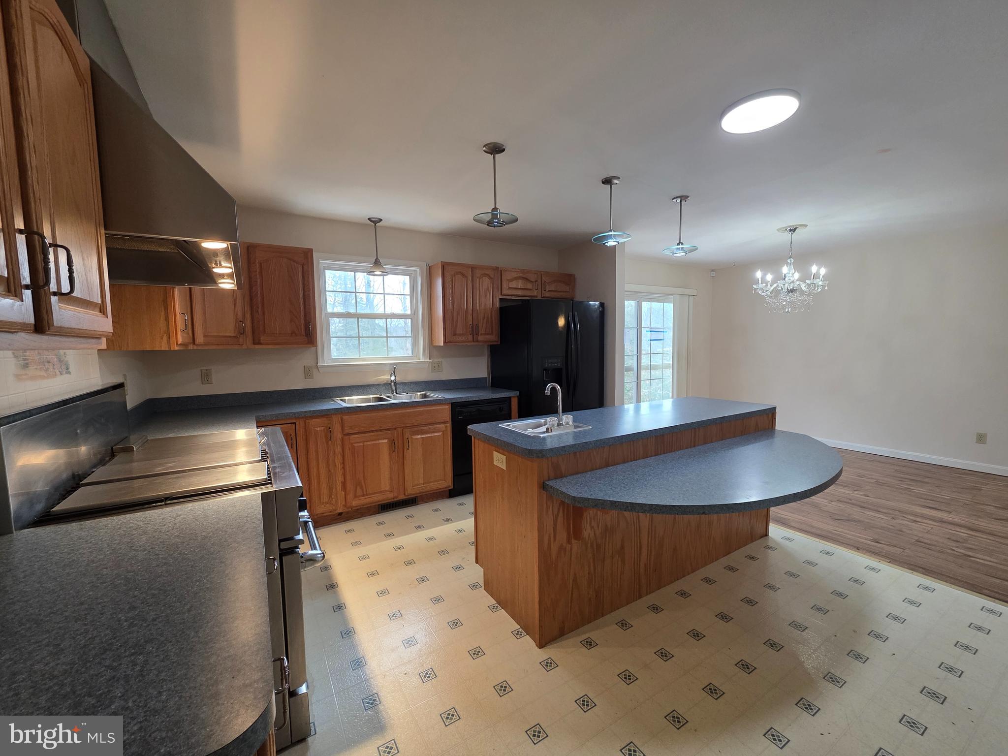 ALEMAR ACRES - Residential