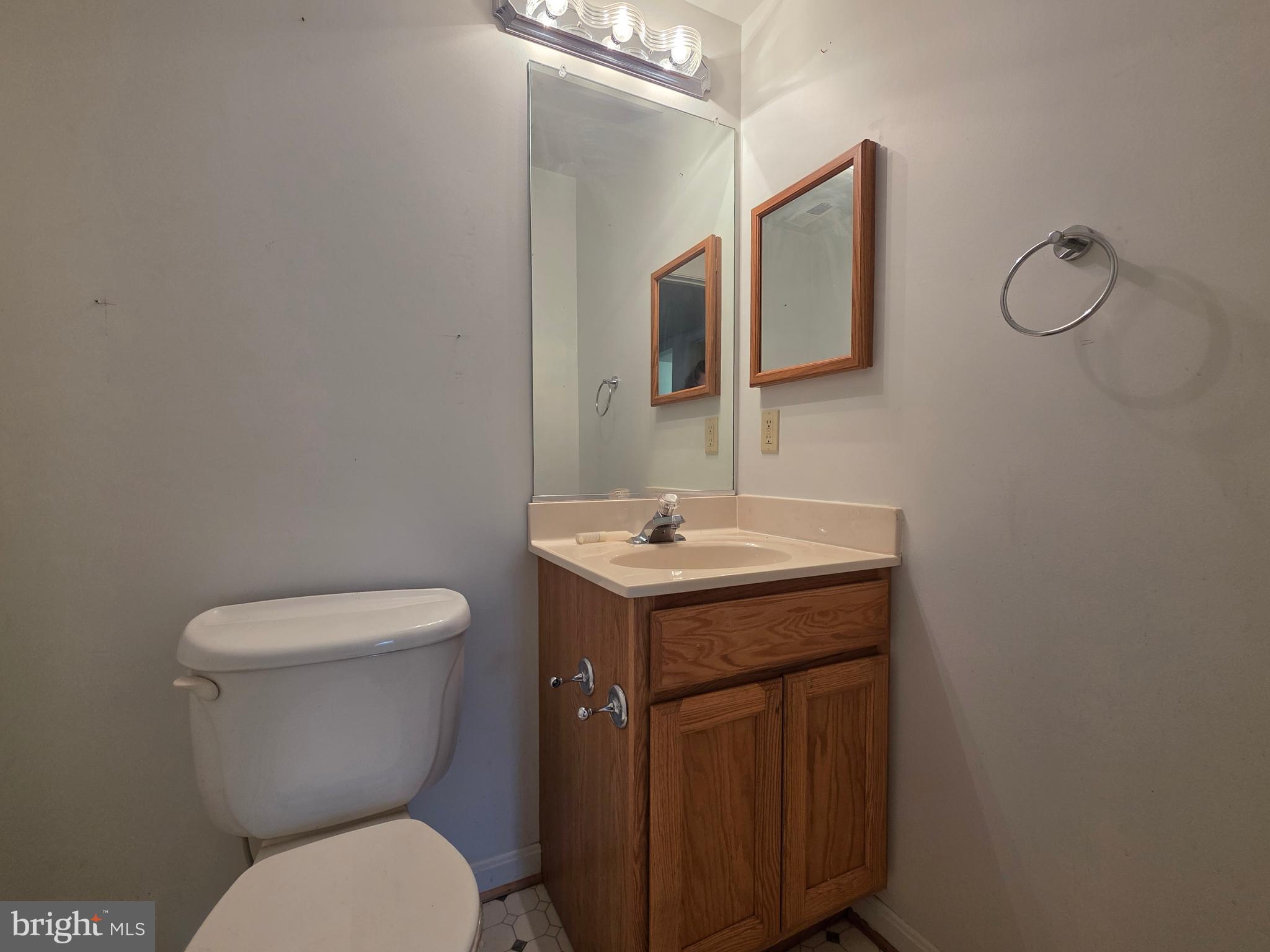 ALEMAR ACRES - Residential