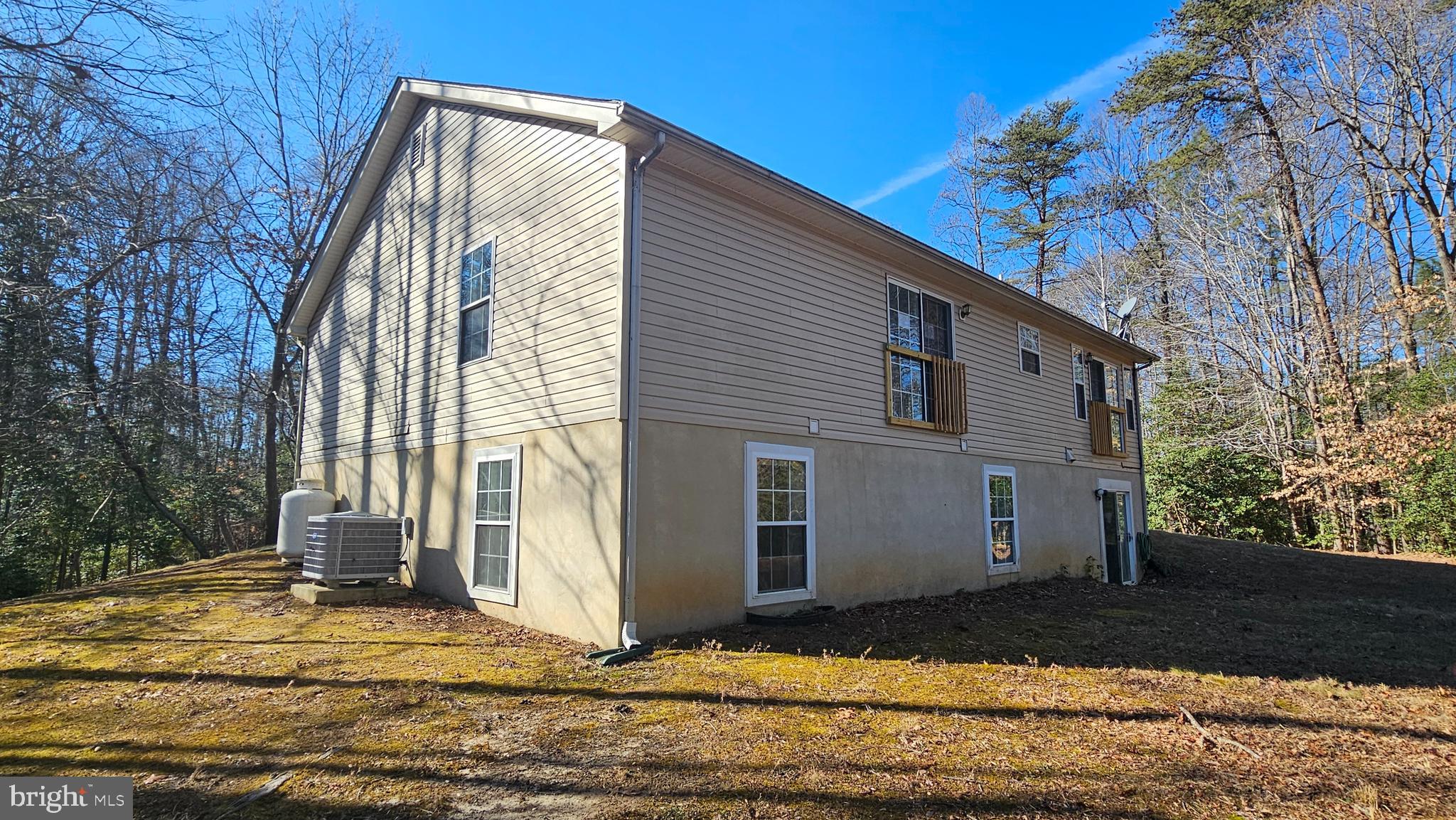 12106 LONG WOLF LANE