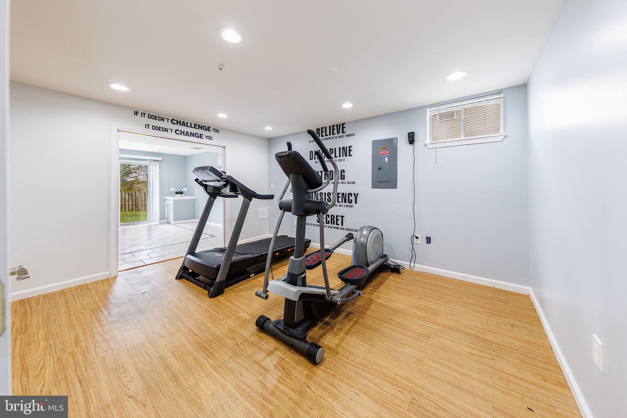 ARAGONA VILLAGE - Residential