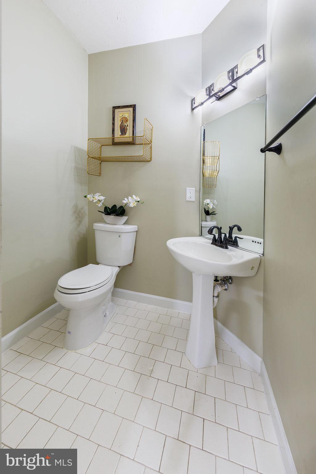 ARAGONA VILLAGE - Residential