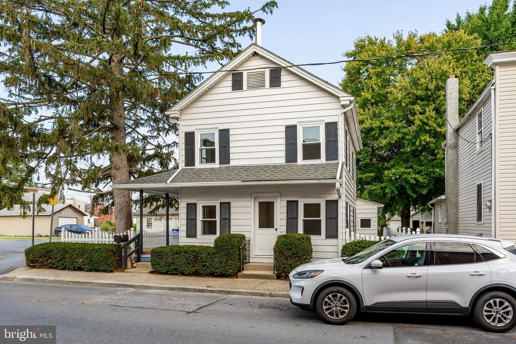 Photo of 30 N 2nd Street, Denver, PA 17517 (MLS # PALA2040658)