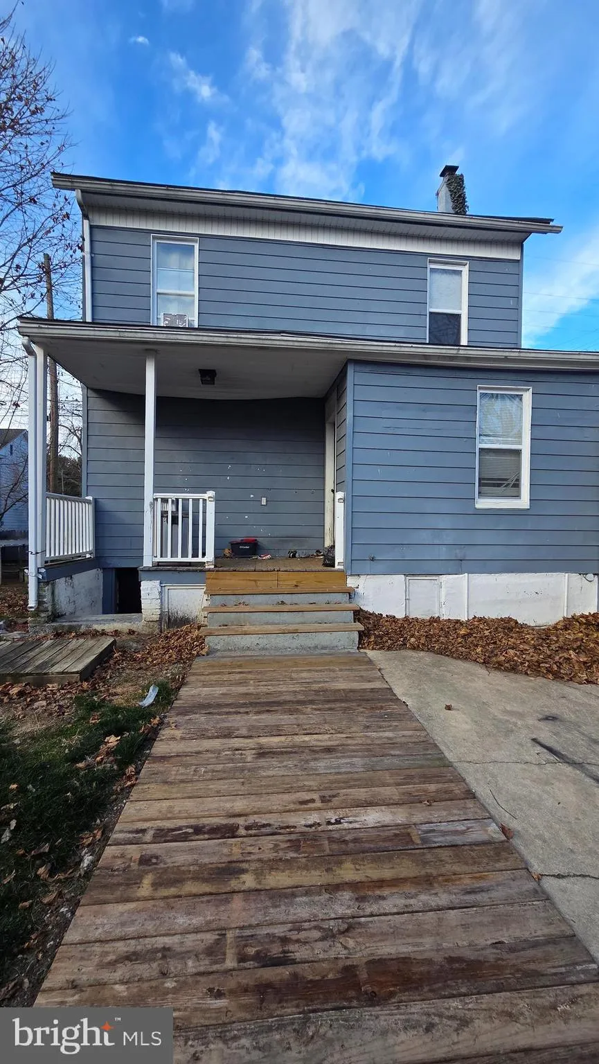 York, Pennsylvania 17408, United States, 4 Bedrooms Bedrooms, ,2 BathroomsBathrooms,Residential,Active,254530