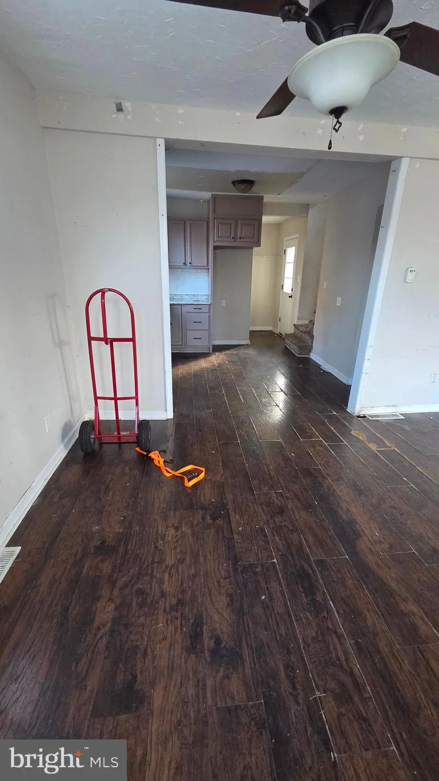 York, Pennsylvania 17408, United States, 4 Bedrooms Bedrooms, ,2 BathroomsBathrooms,Residential,Active,254530