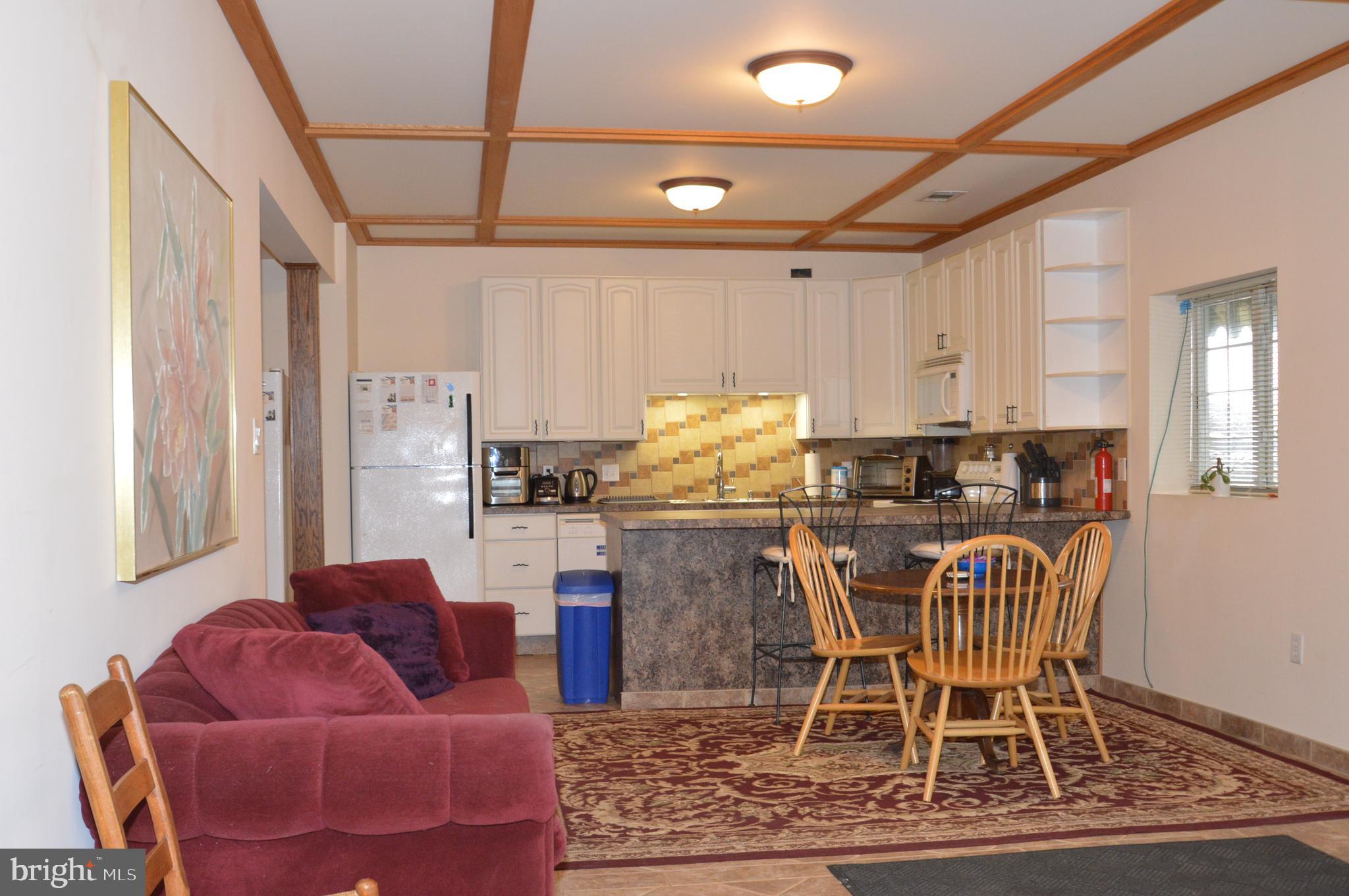 WILLOW SPRINGS - Residential Lease