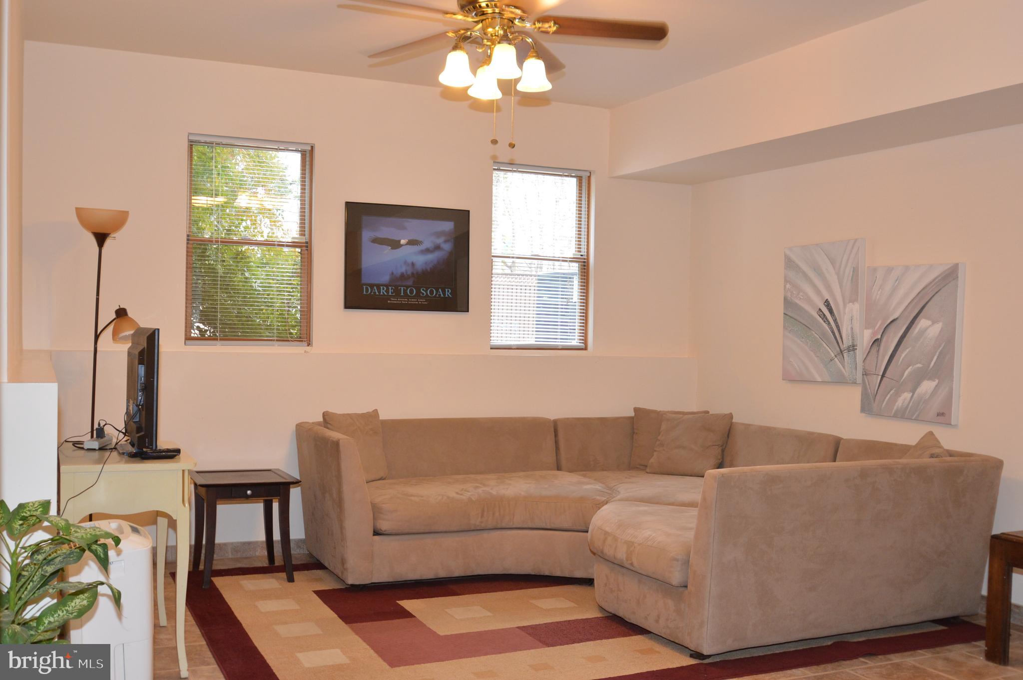 WILLOW SPRINGS - Residential Lease