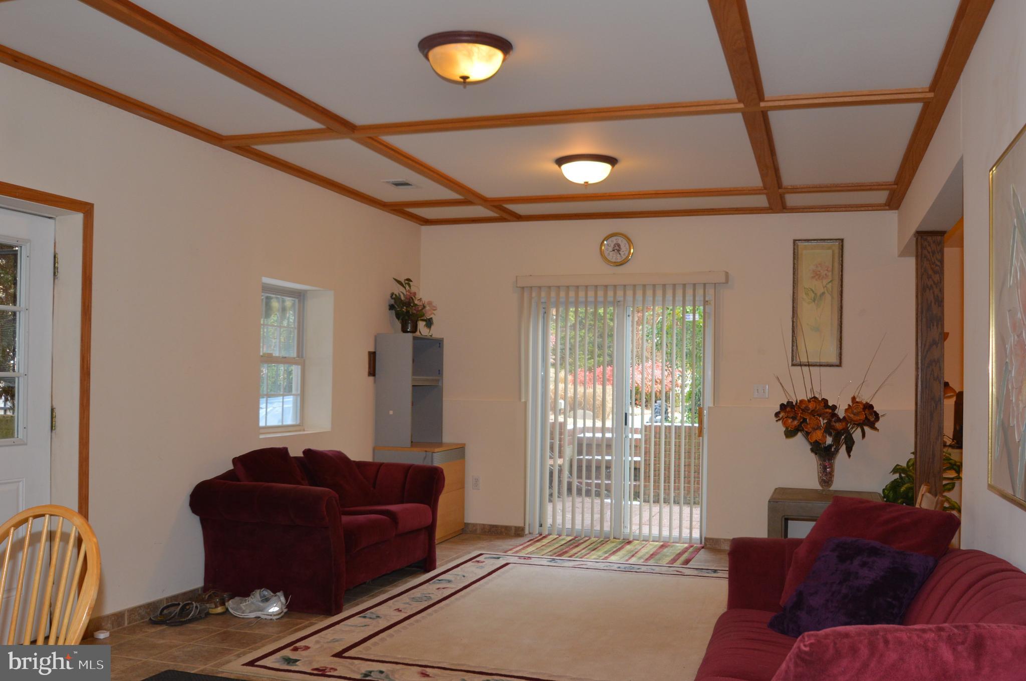 WILLOW SPRINGS - Residential Lease