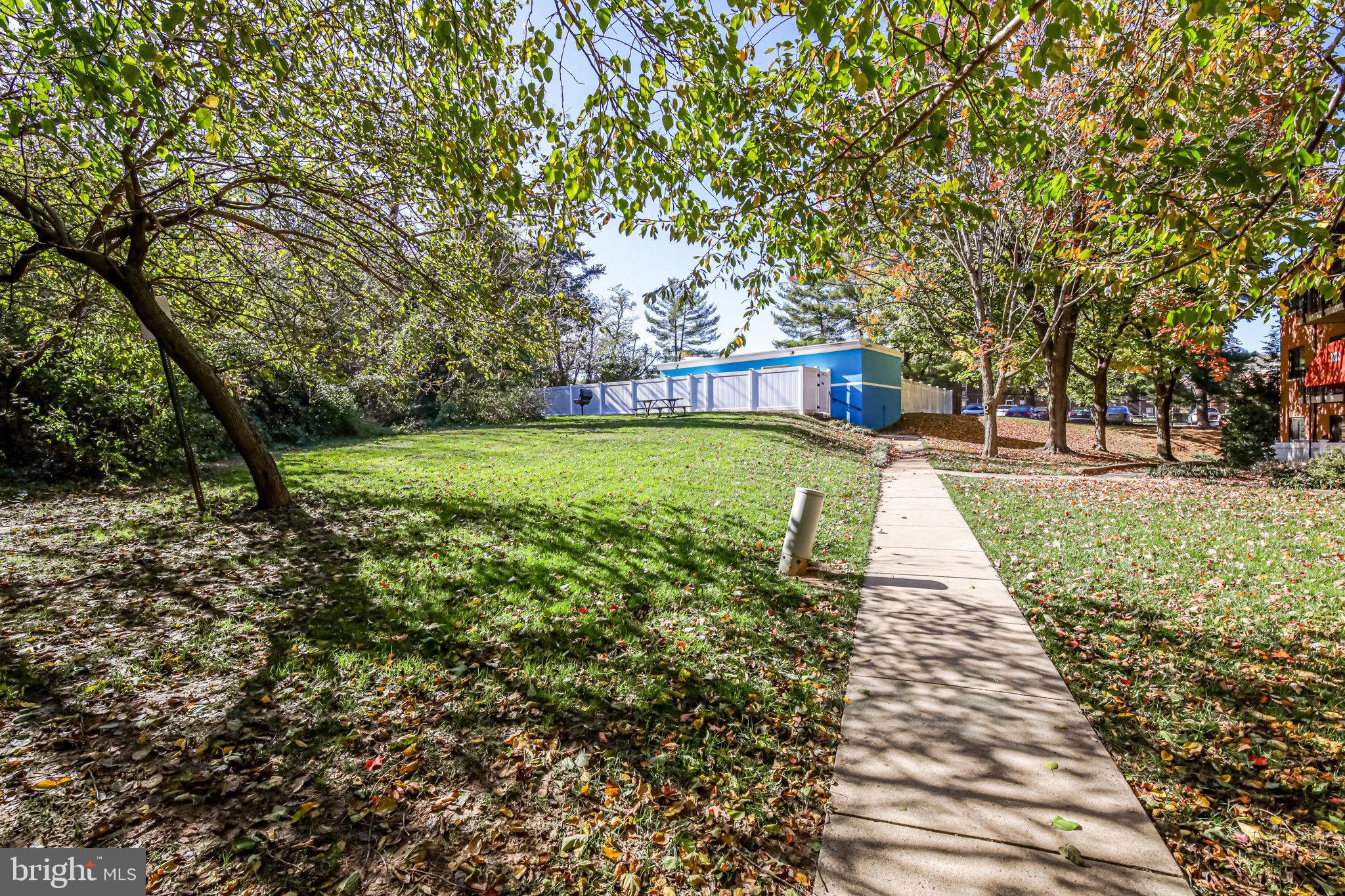 BOLLING BROOK - Residential
