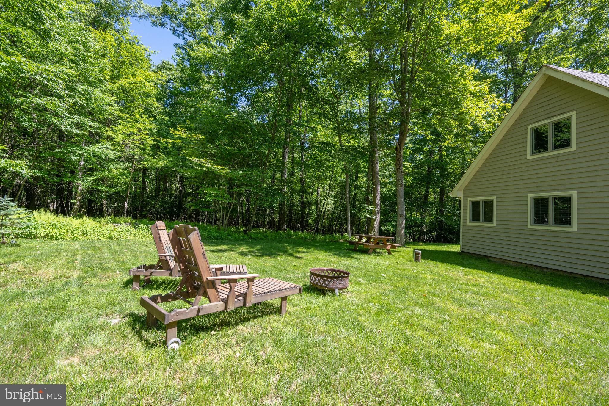 LAKE FOREST ESTATES - Residential