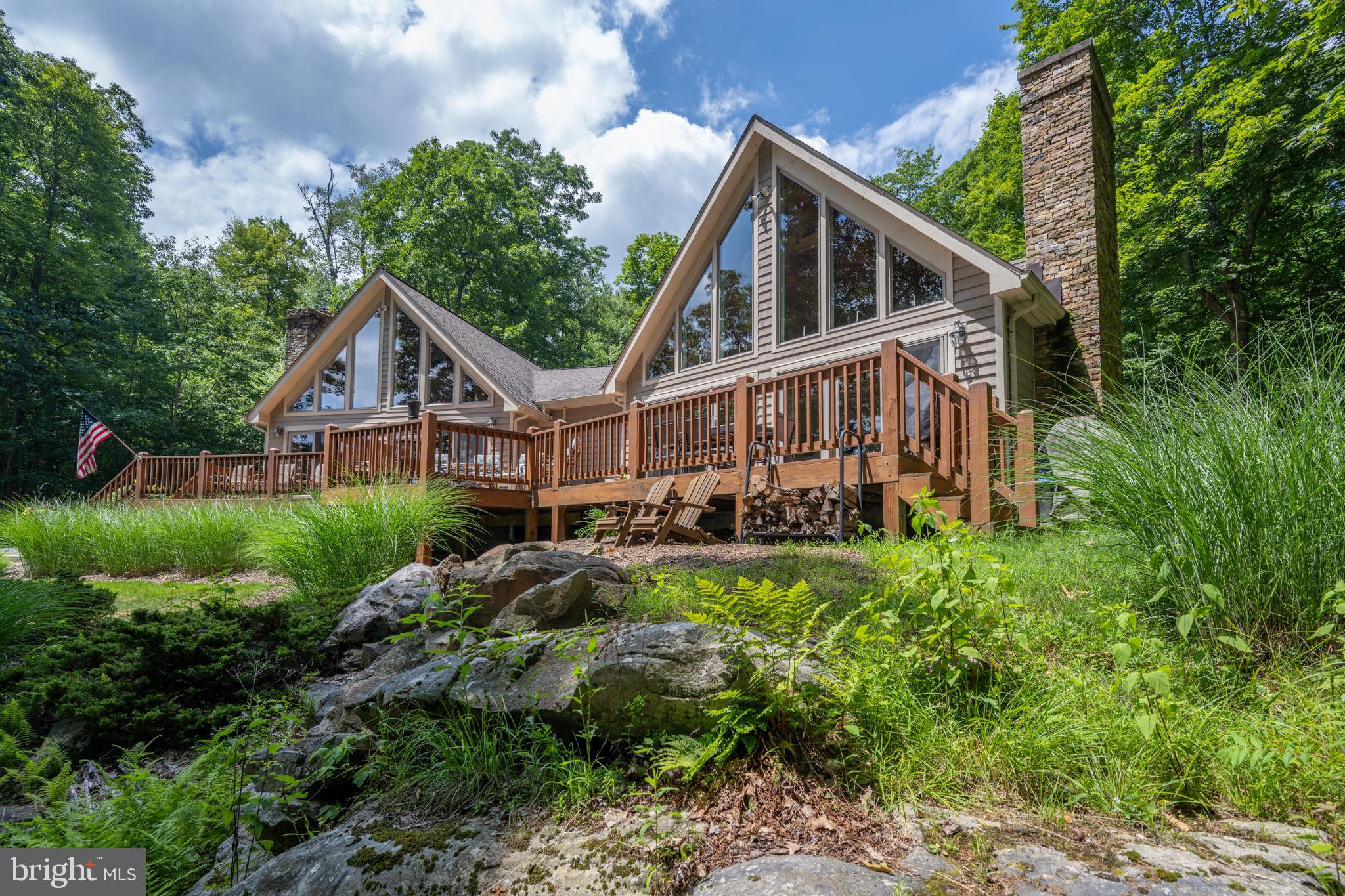 LAKE FOREST ESTATES - Residential