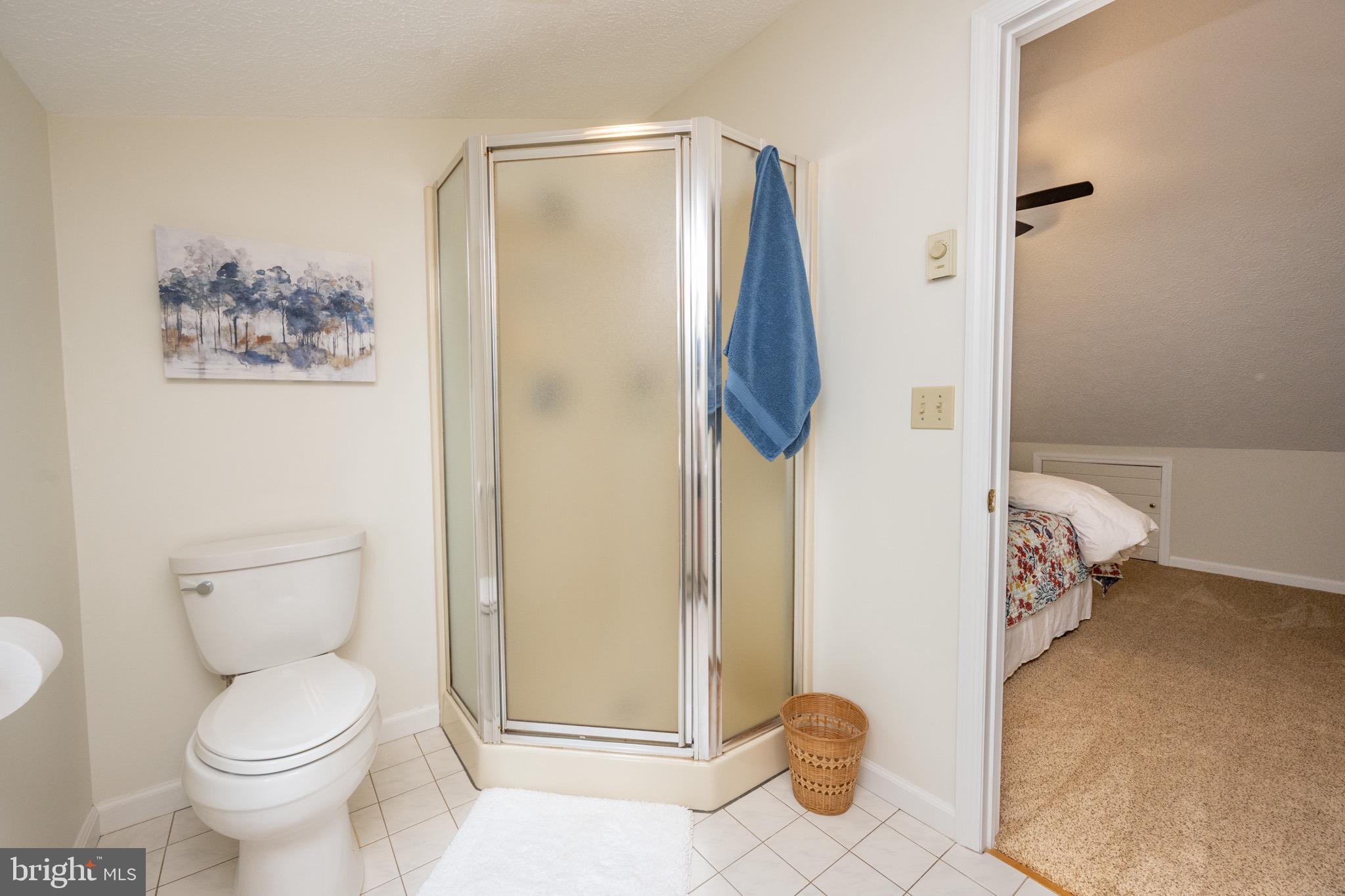 LAKE FOREST ESTATES - Residential